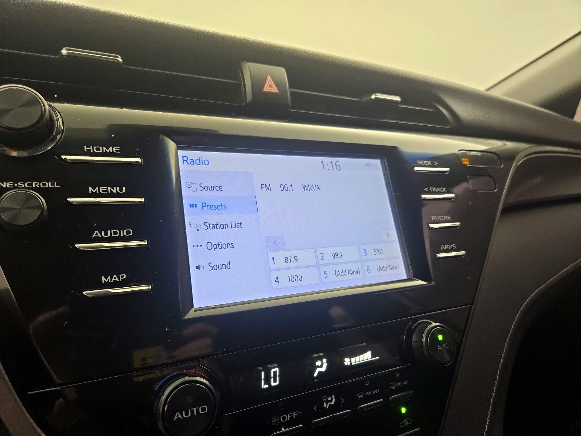 Thumbnail: 2019 Toyota Camry - 15