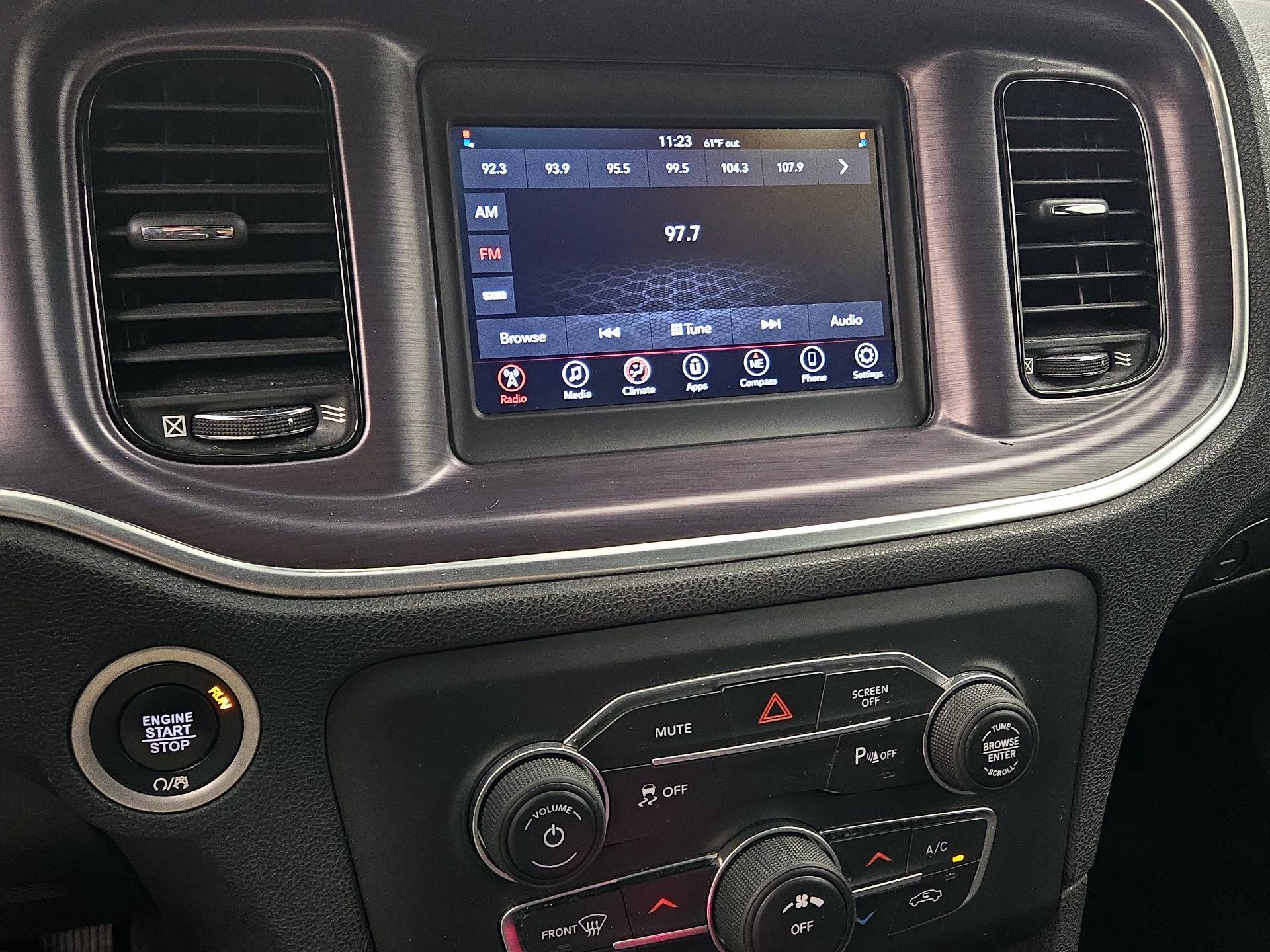 Thumbnail: 2018 Dodge Charger - 15