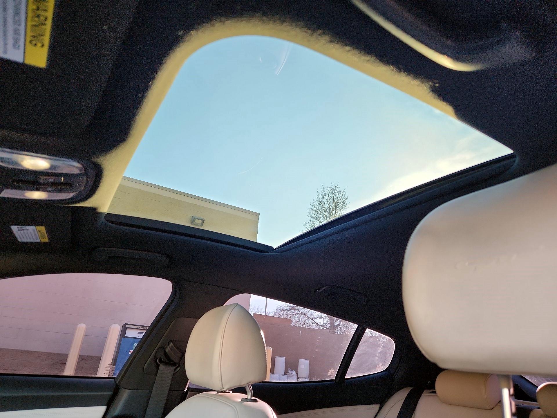 Thumbnail: 2018 Kia Stinger - 18