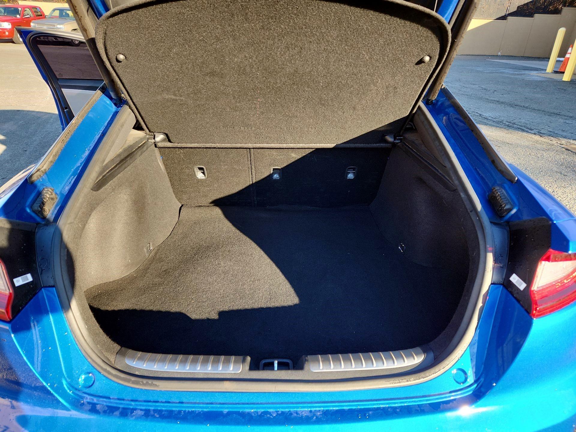 Thumbnail: 2018 Kia Stinger - 20