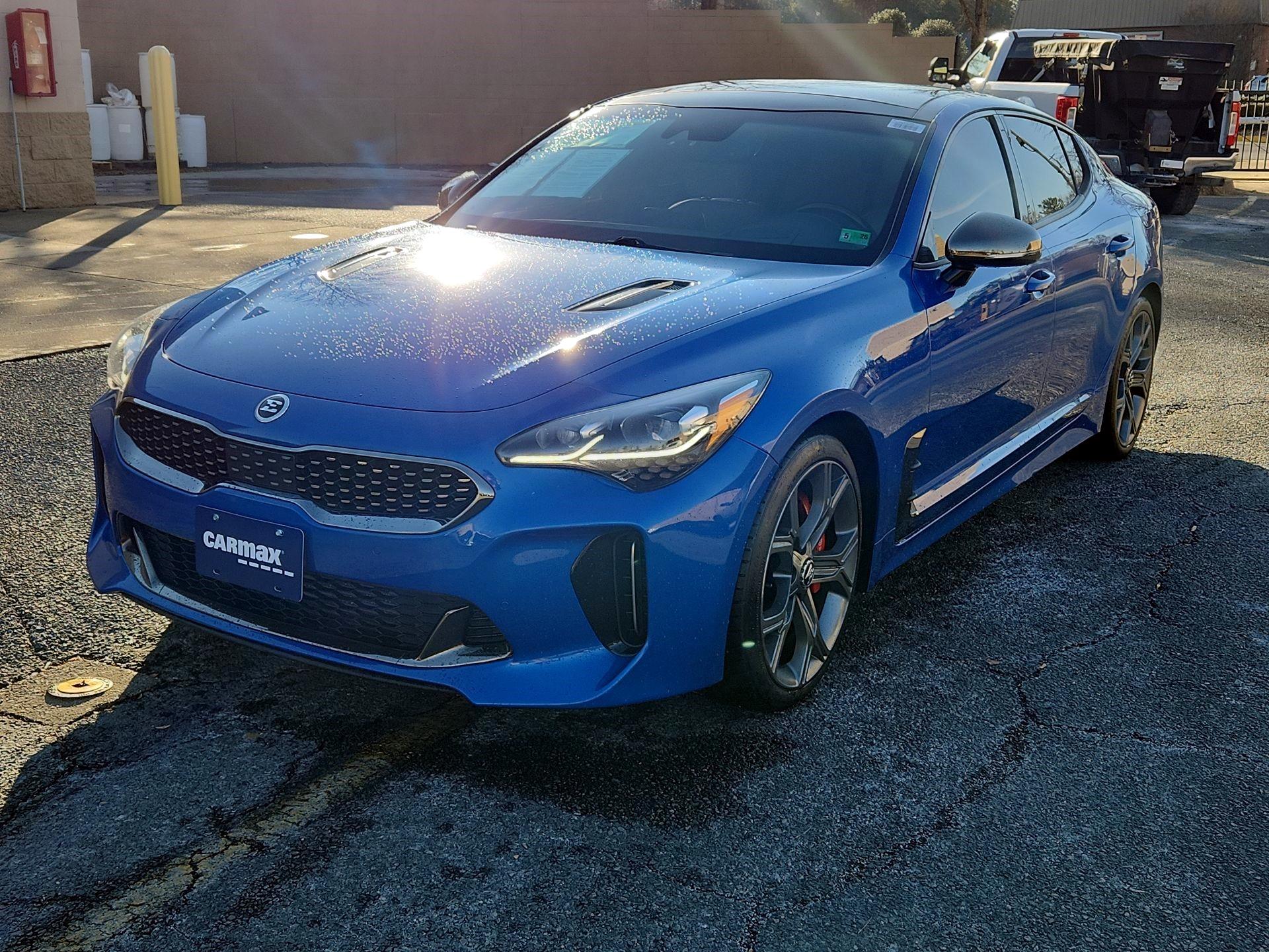 Thumbnail: 2018 Kia Stinger - 3