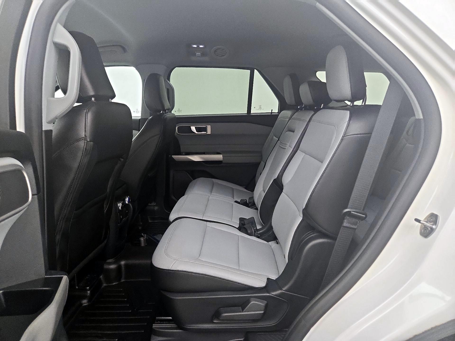 Thumbnail: 2021 Ford Explorer - 19