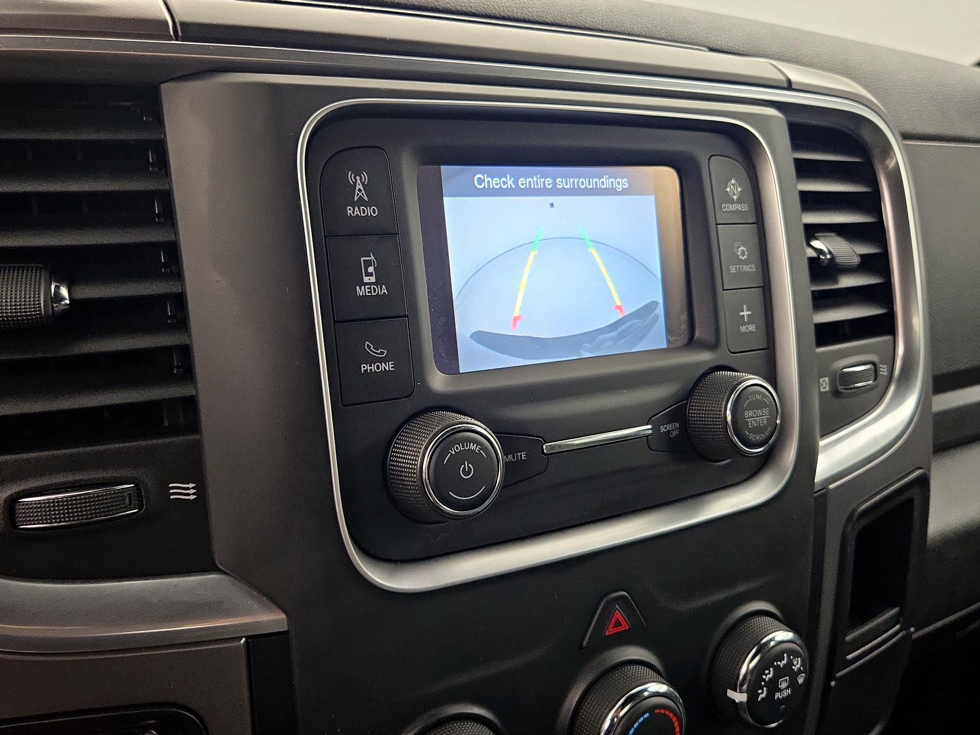 Thumbnail: 2021 RAM 1500 Classic - 14