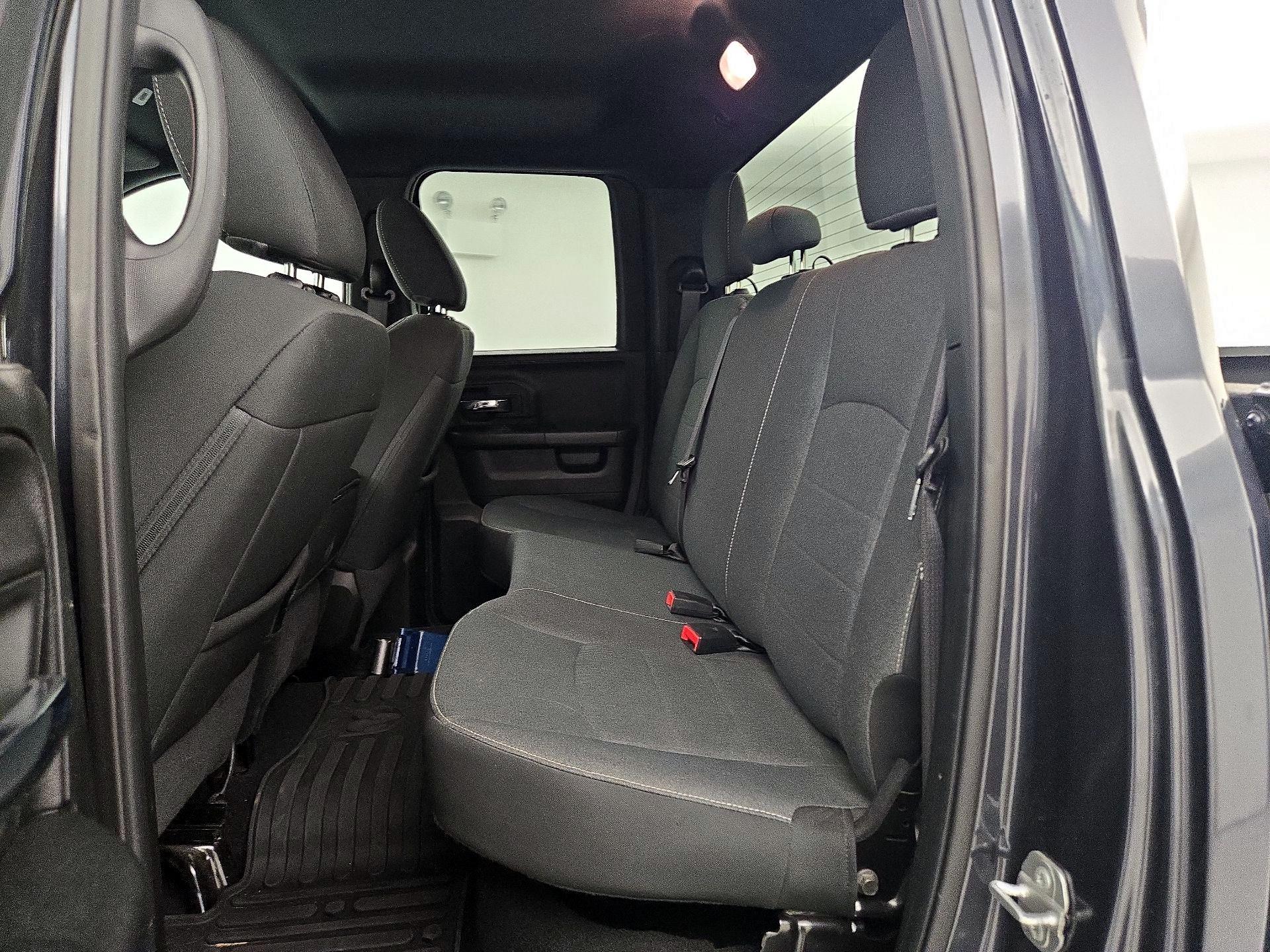 Thumbnail: 2021 RAM 1500 Classic - 19