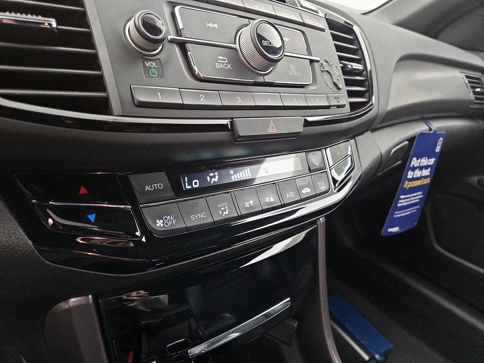 Thumbnail: 2016 Honda Accord - 16