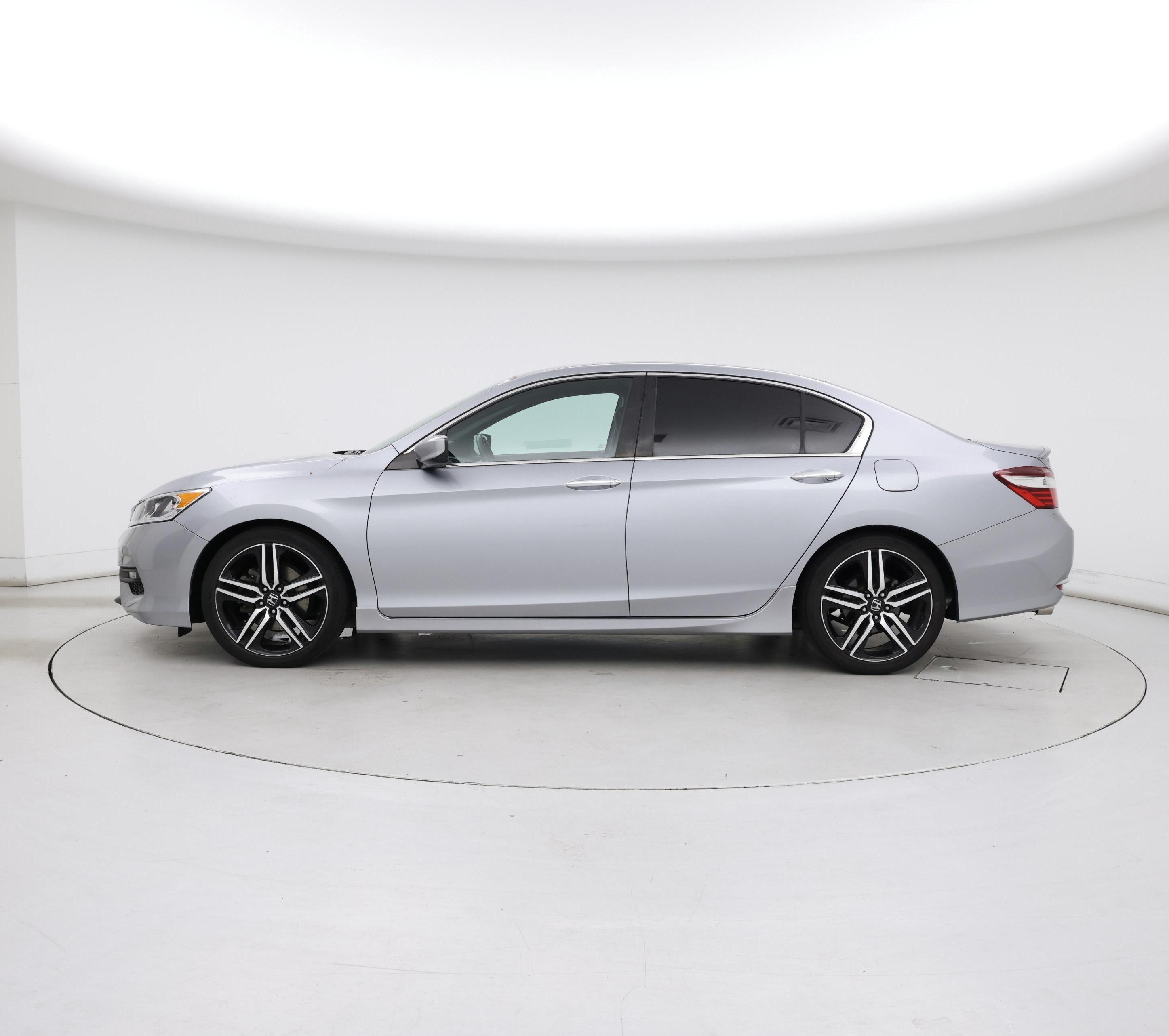 Thumbnail: 2016 Honda Accord - 3