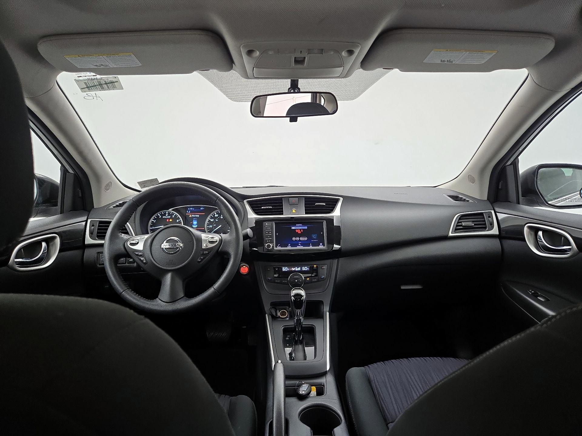 Thumbnail: 2019 Nissan Sentra - 9