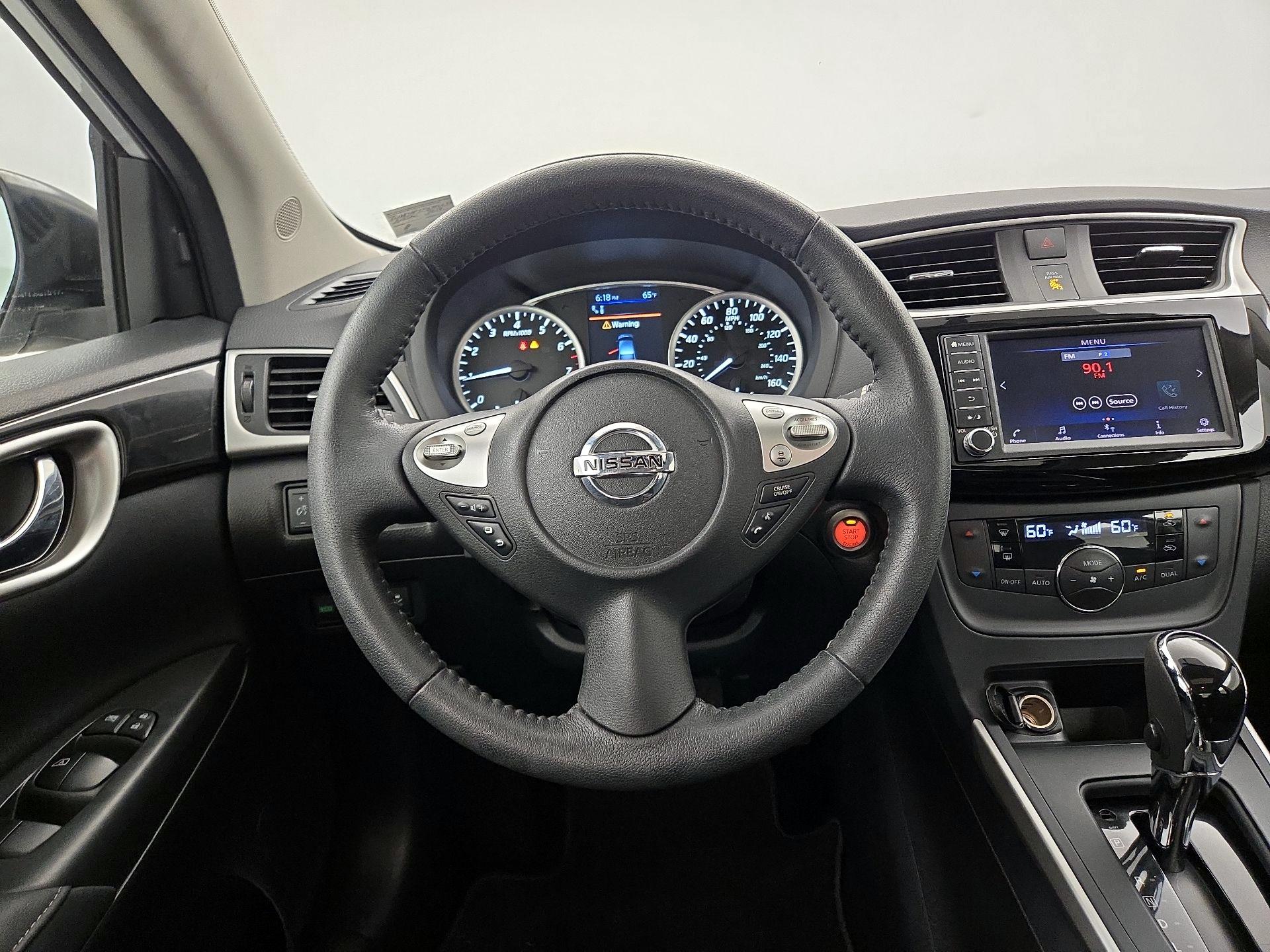 Thumbnail: 2019 Nissan Sentra - 10