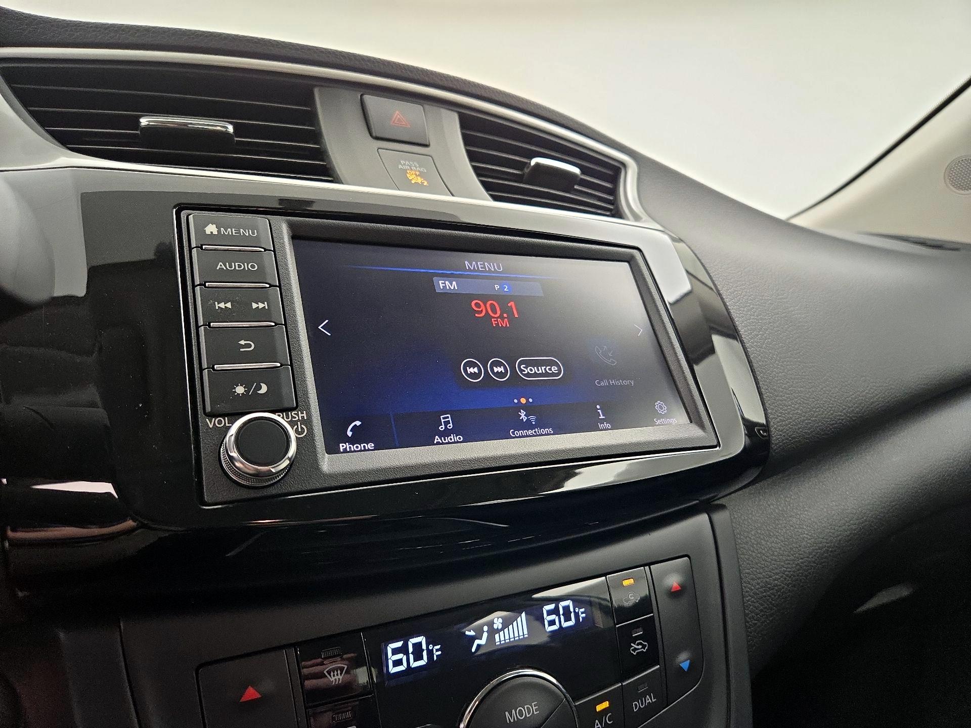 Thumbnail: 2019 Nissan Sentra - 15