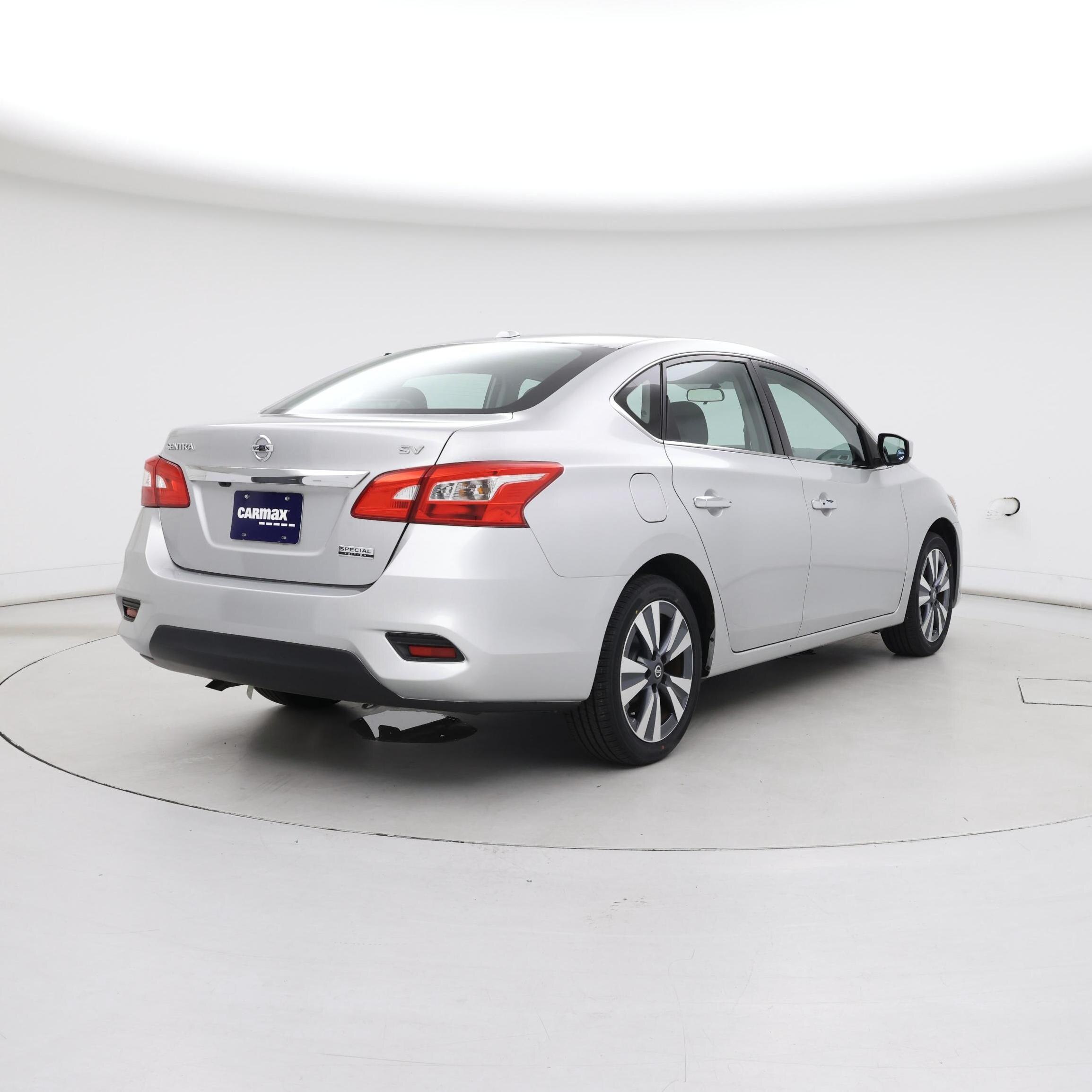 Thumbnail: 2019 Nissan Sentra - 8