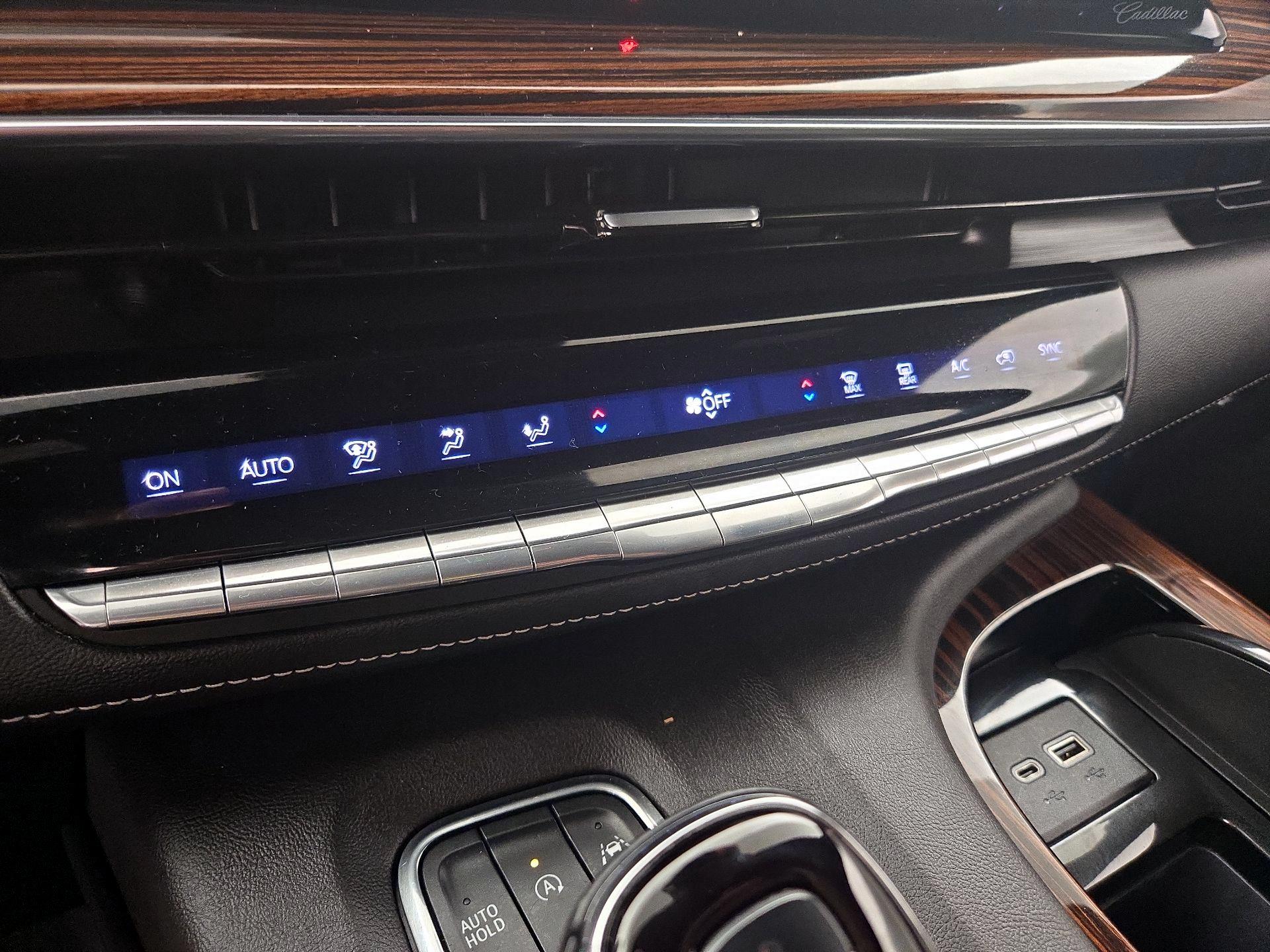 Thumbnail: 2022 Cadillac Escalade - 17