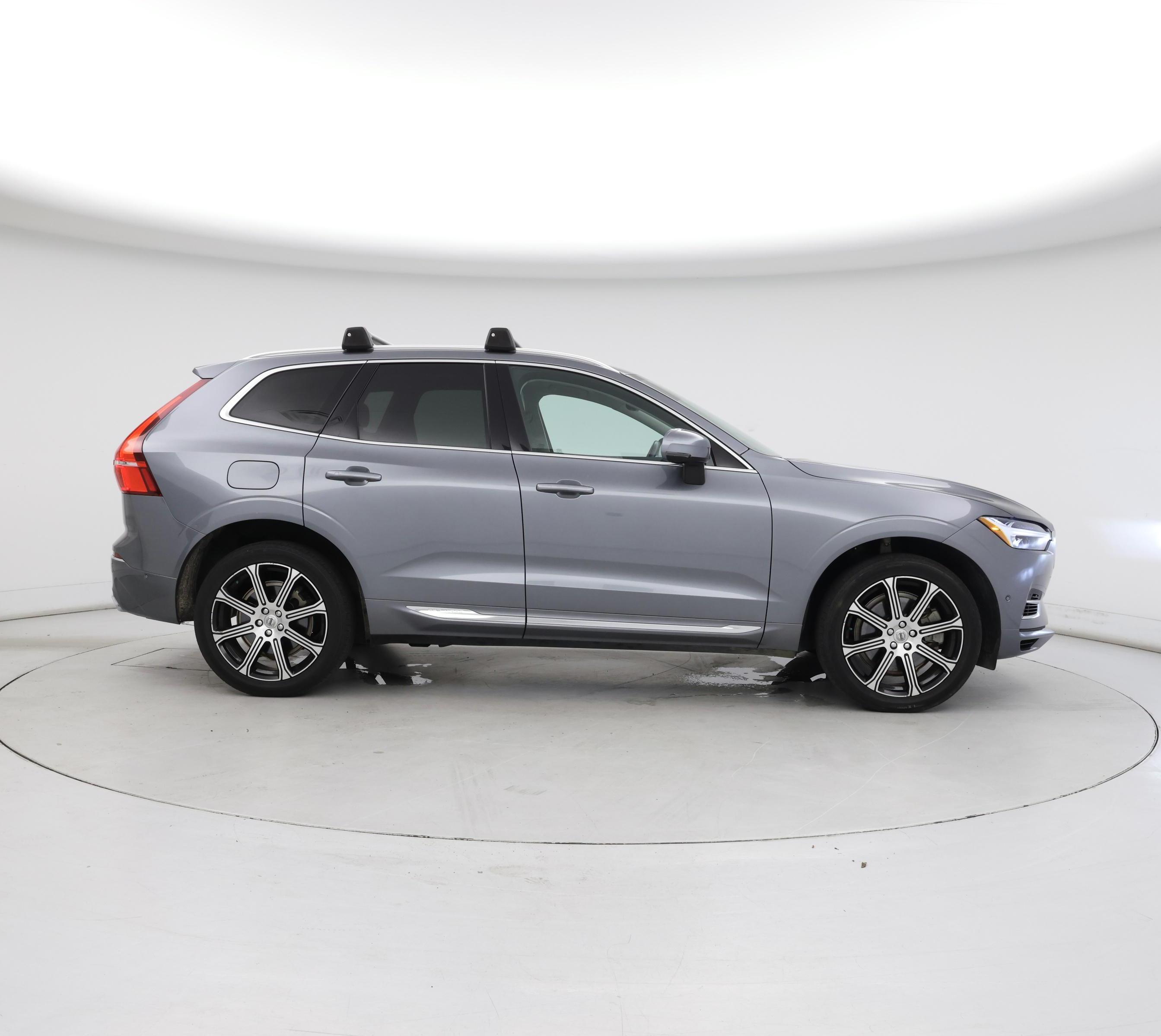 Thumbnail: 2021 Volvo XC60 - 7
