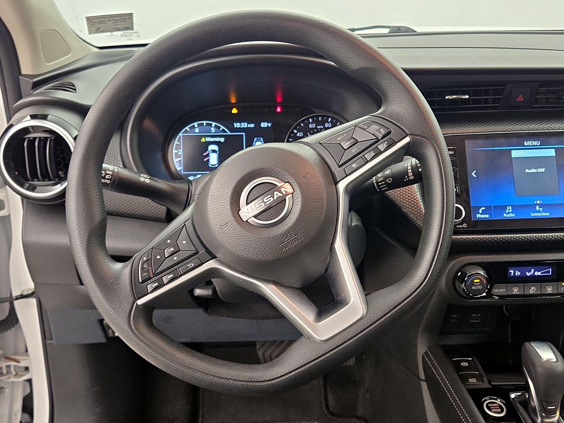 Thumbnail: 2022 Nissan Kicks - 10