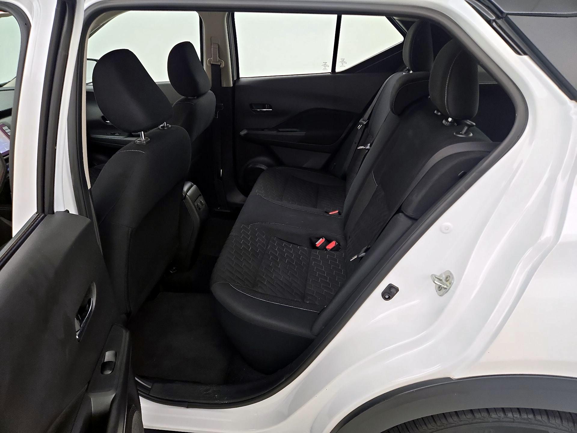 Thumbnail: 2022 Nissan Kicks - 18