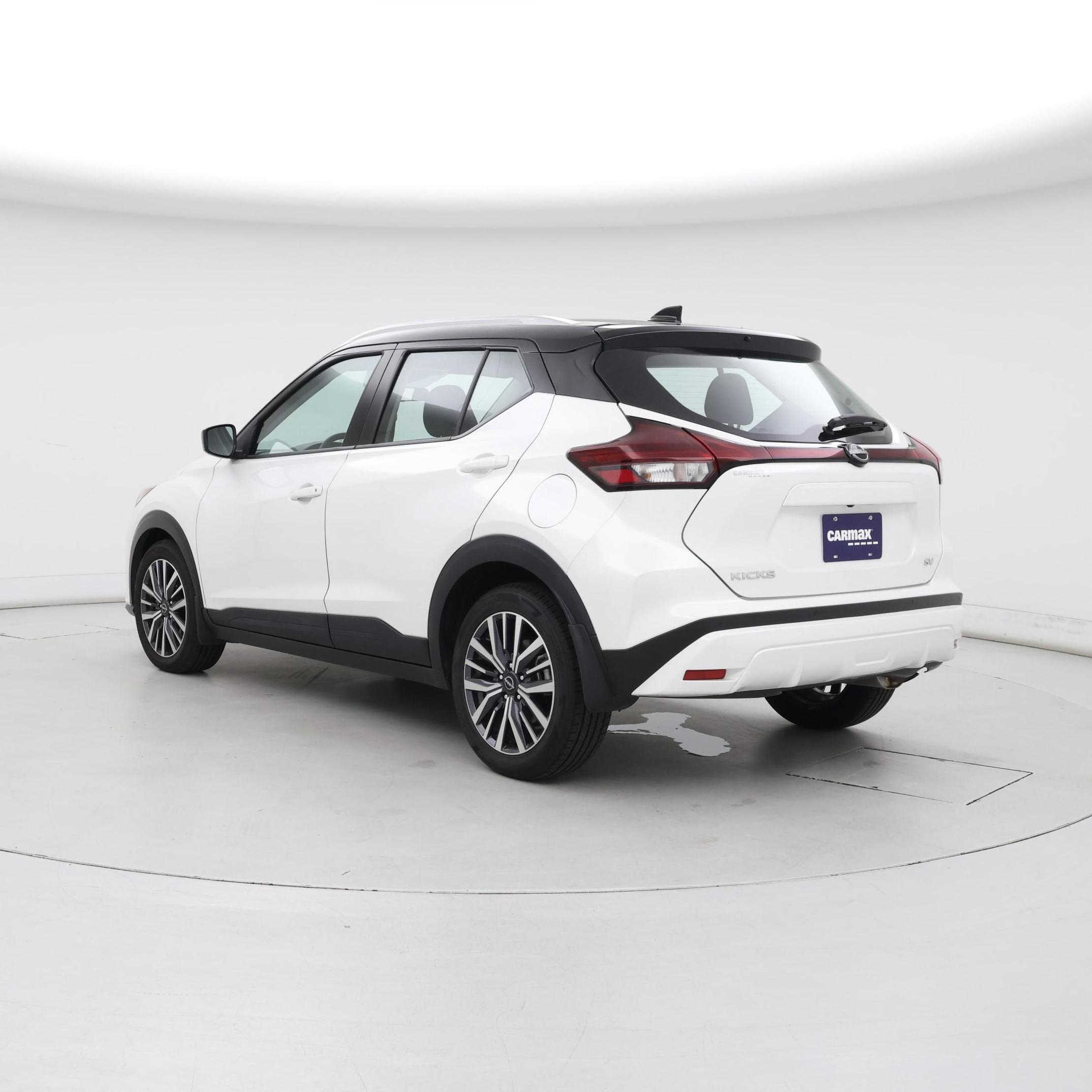 Thumbnail: 2022 Nissan Kicks - 2