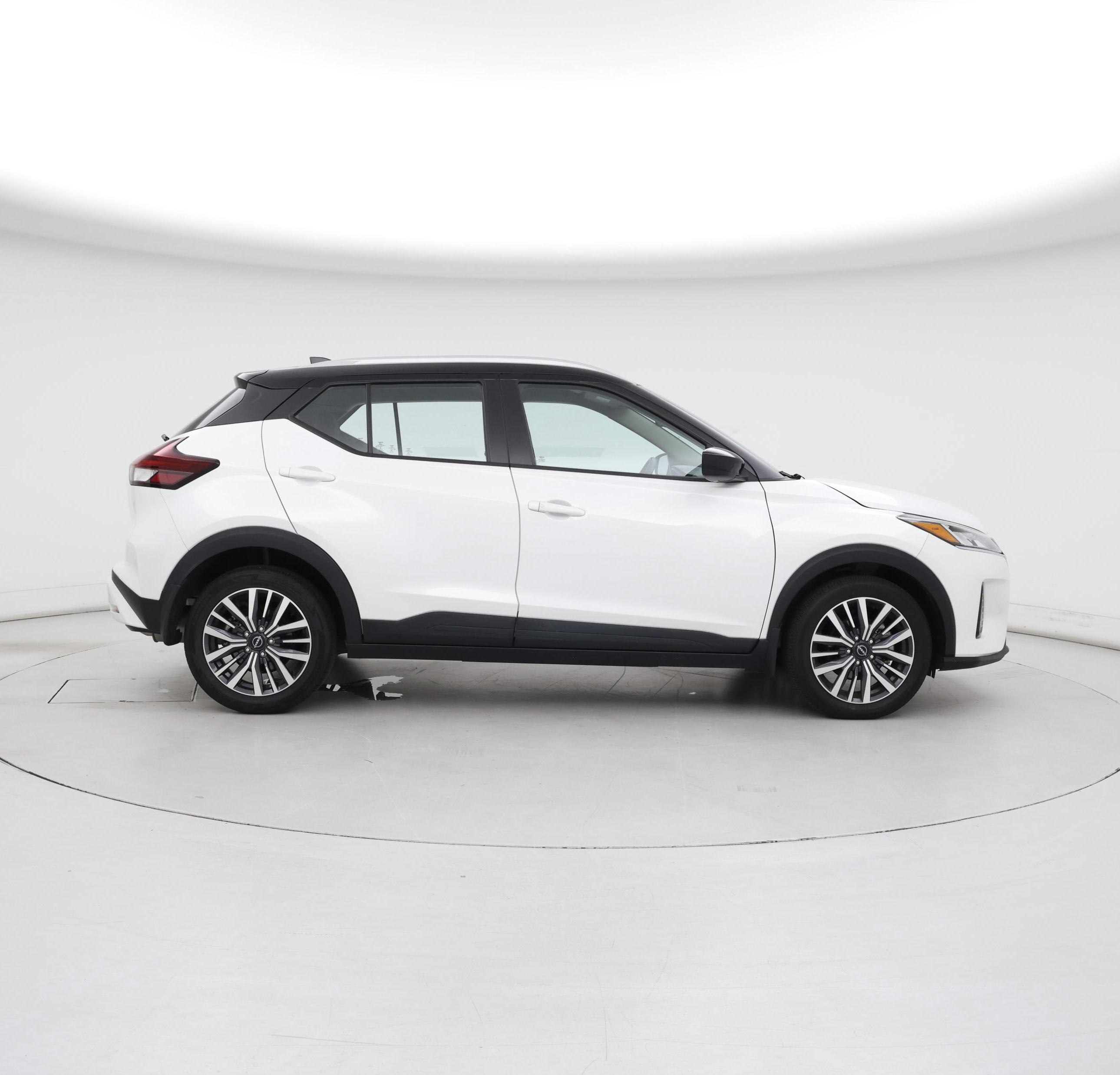Thumbnail: 2022 Nissan Kicks - 7