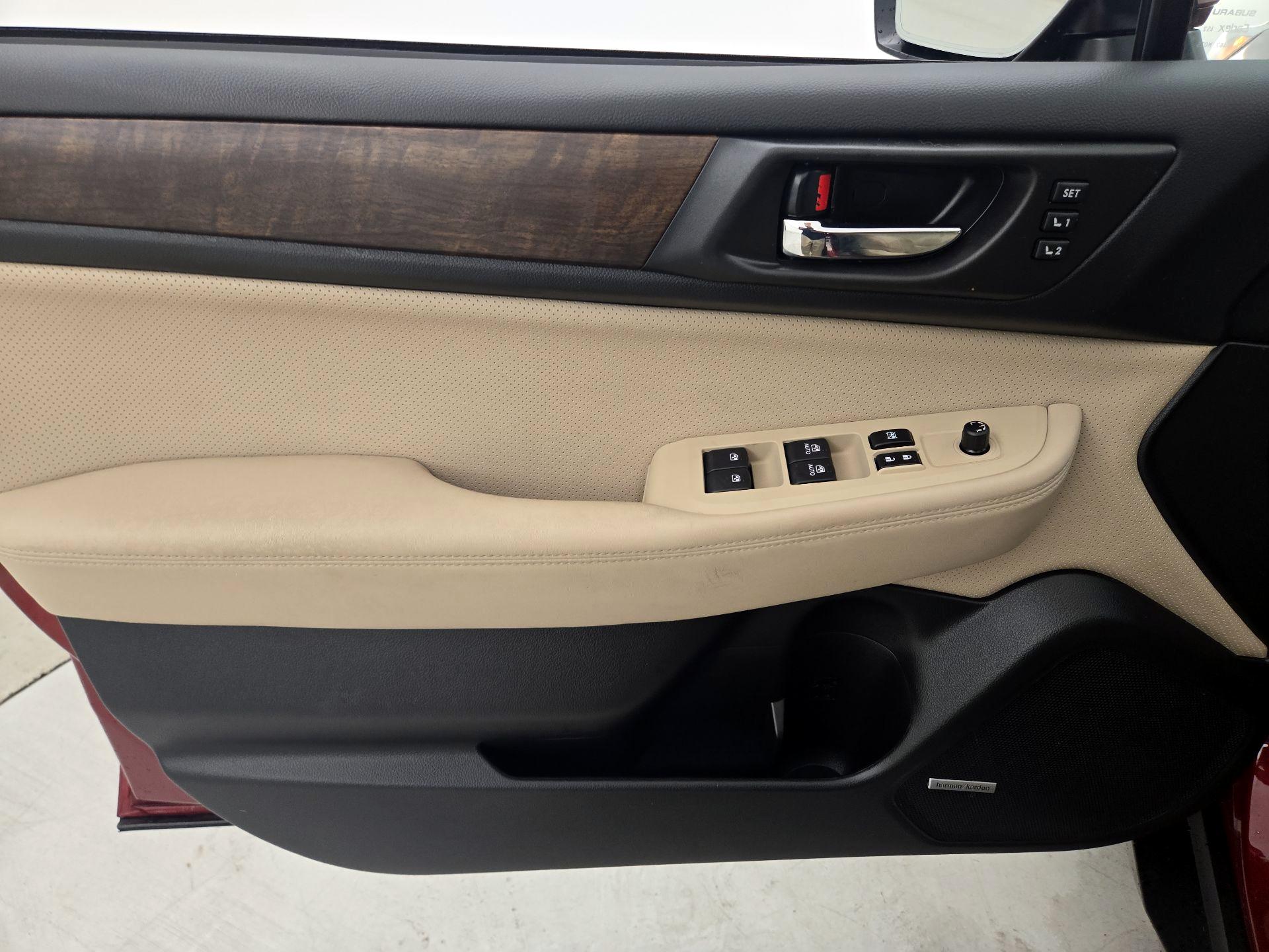 Thumbnail: 2016 Subaru Outback - 12