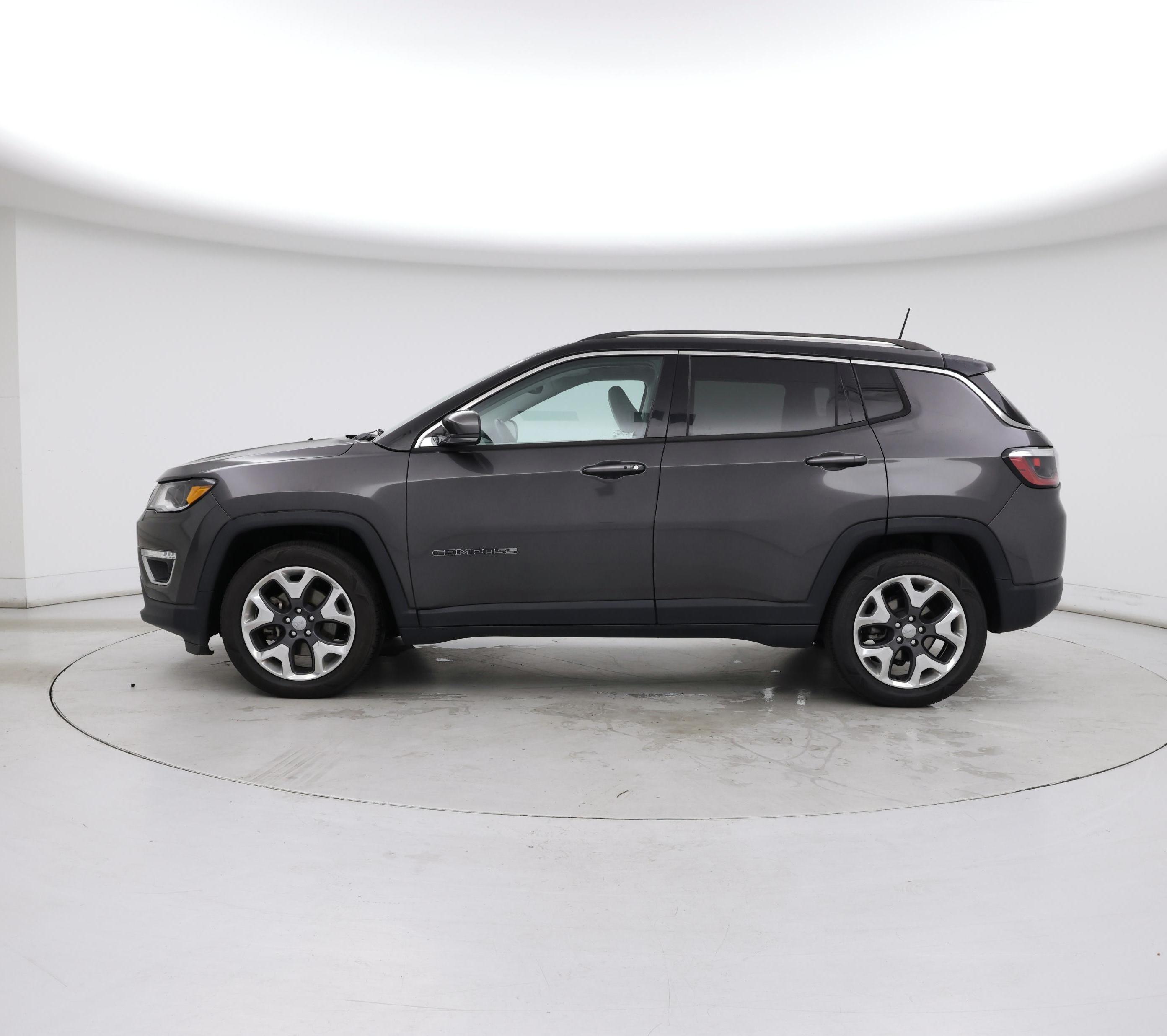 Thumbnail: 2018 Jeep Compass - 3