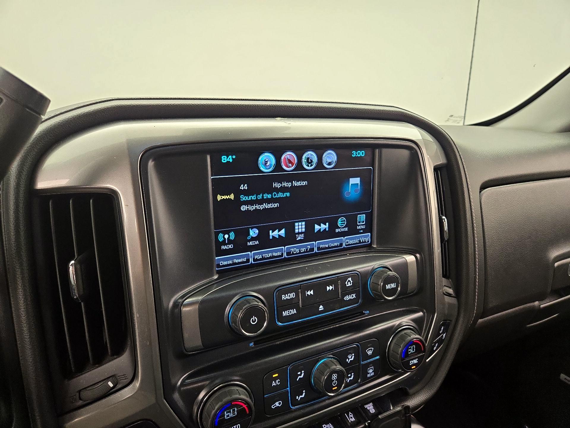 Thumbnail: 2016 Chevrolet Silverado 3500 - 16