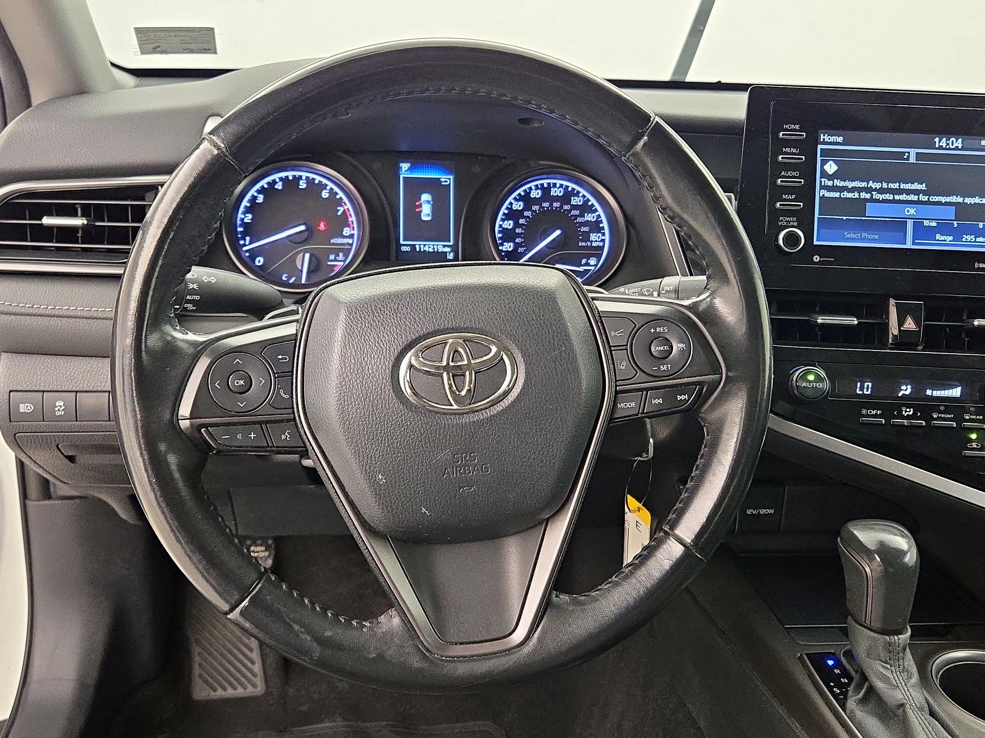 Thumbnail: 2021 Toyota Camry - 10