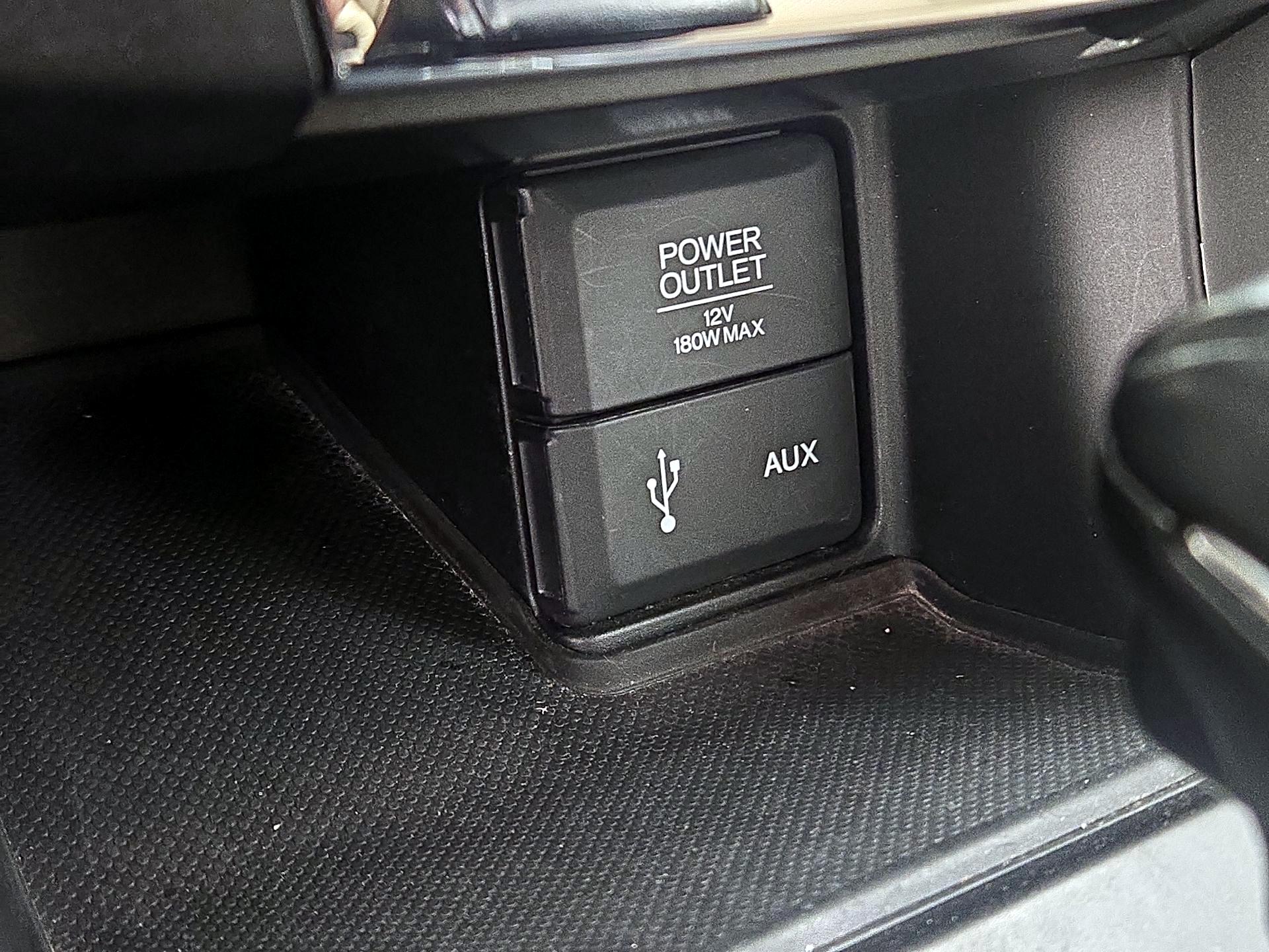 Thumbnail: 2015 Honda Accord - 18