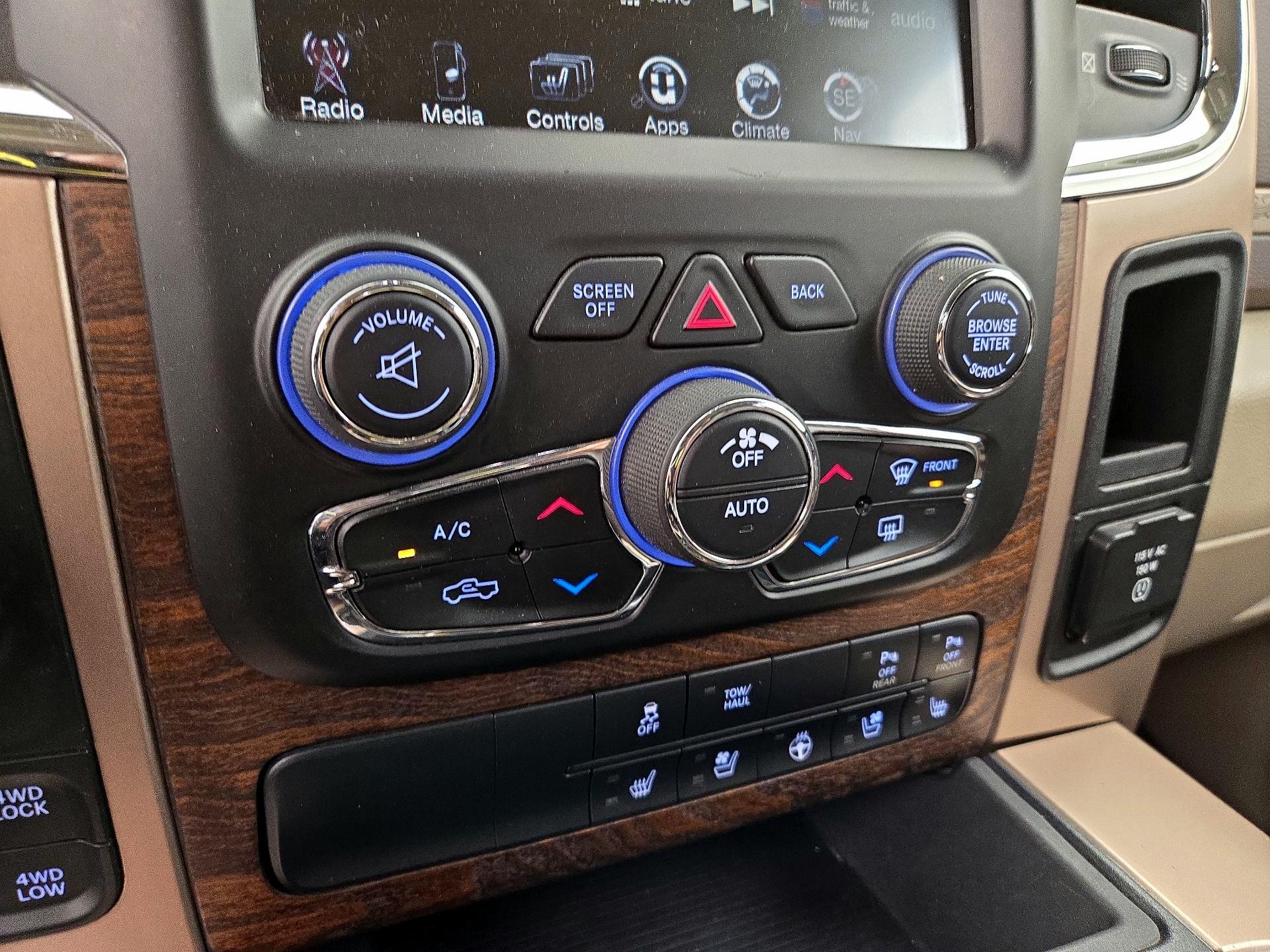 Thumbnail: 2017 RAM 1500 - 17