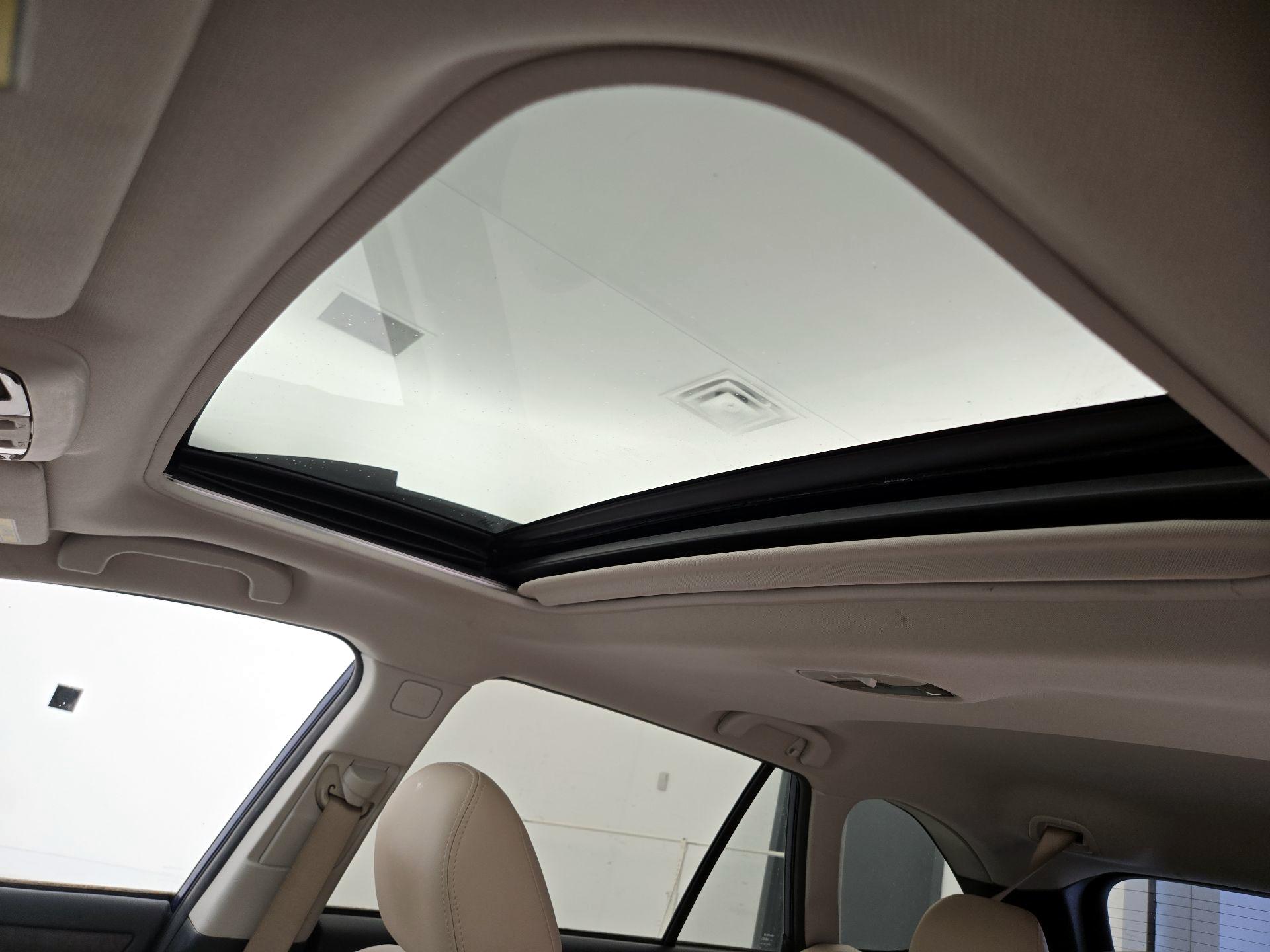 Thumbnail: 2015 Subaru Outback - 20