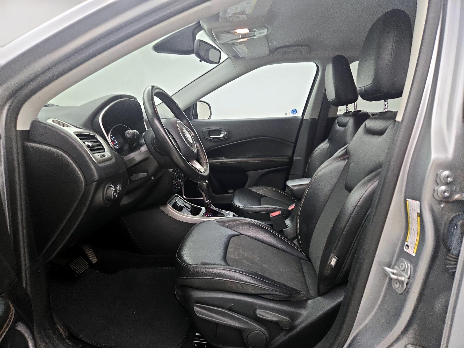 Thumbnail: 2019 Jeep Compass - 11