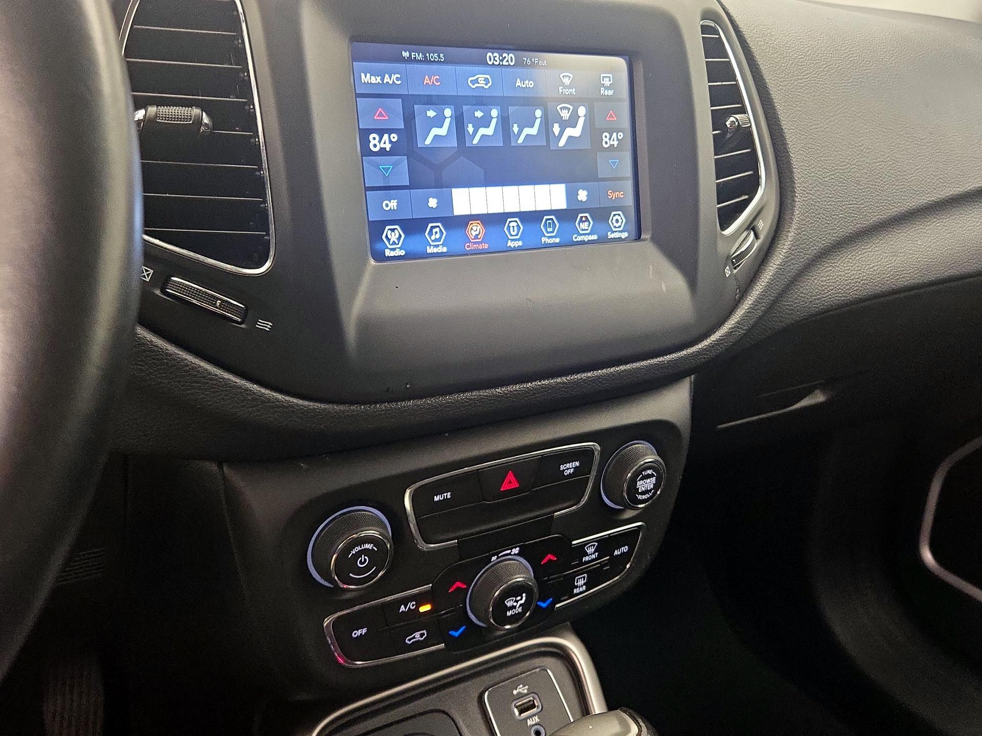 Thumbnail: 2019 Jeep Compass - 16