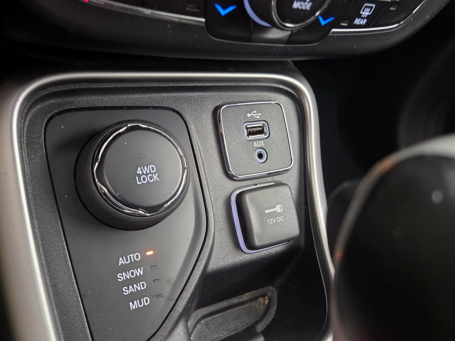 Thumbnail: 2019 Jeep Compass - 18