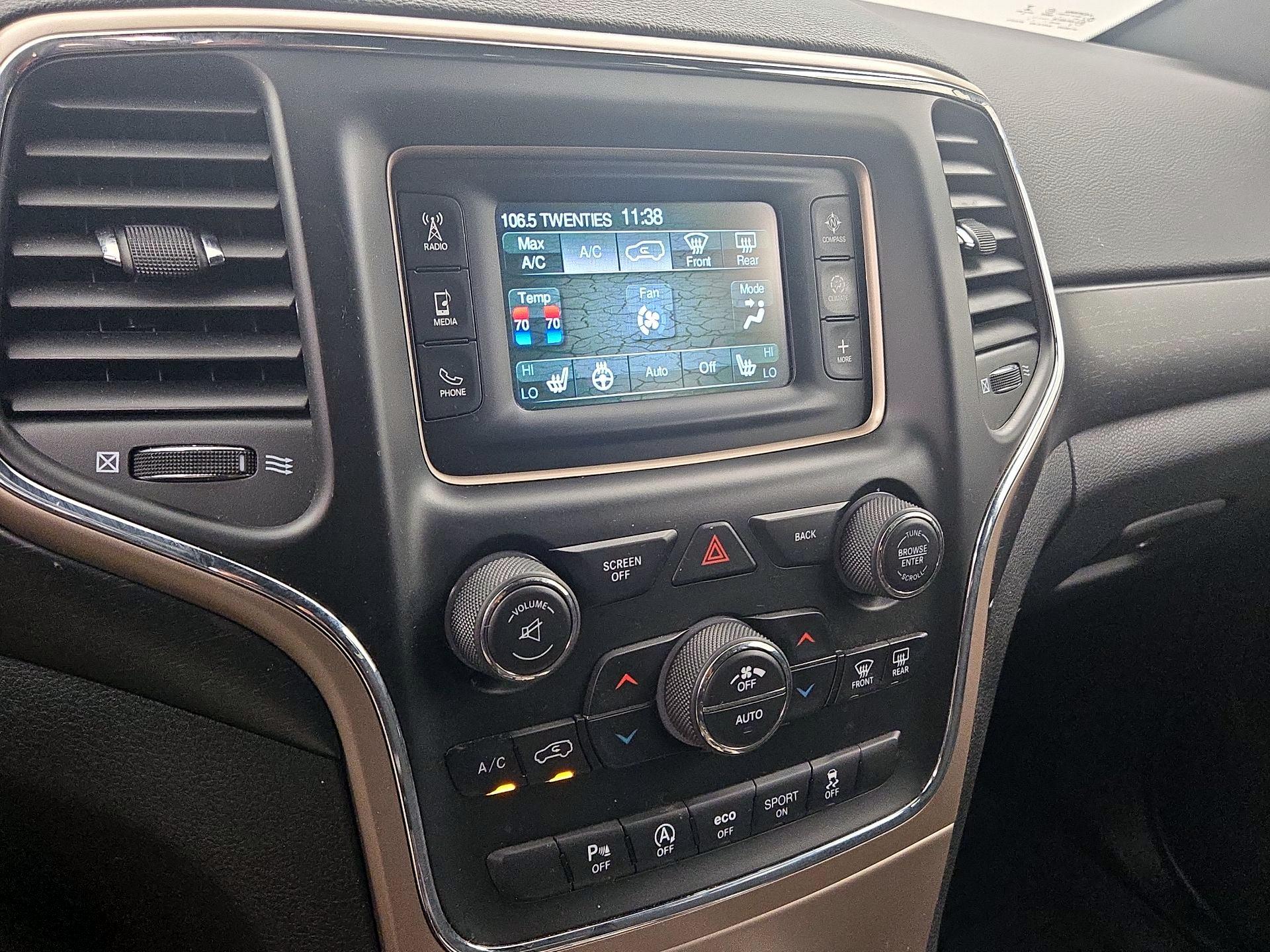 Thumbnail: 2017 Jeep Grand Cherokee - 16