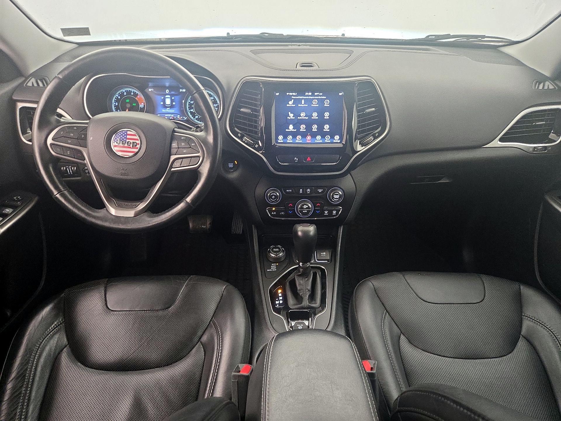 Thumbnail: 2019 Jeep Cherokee - 9