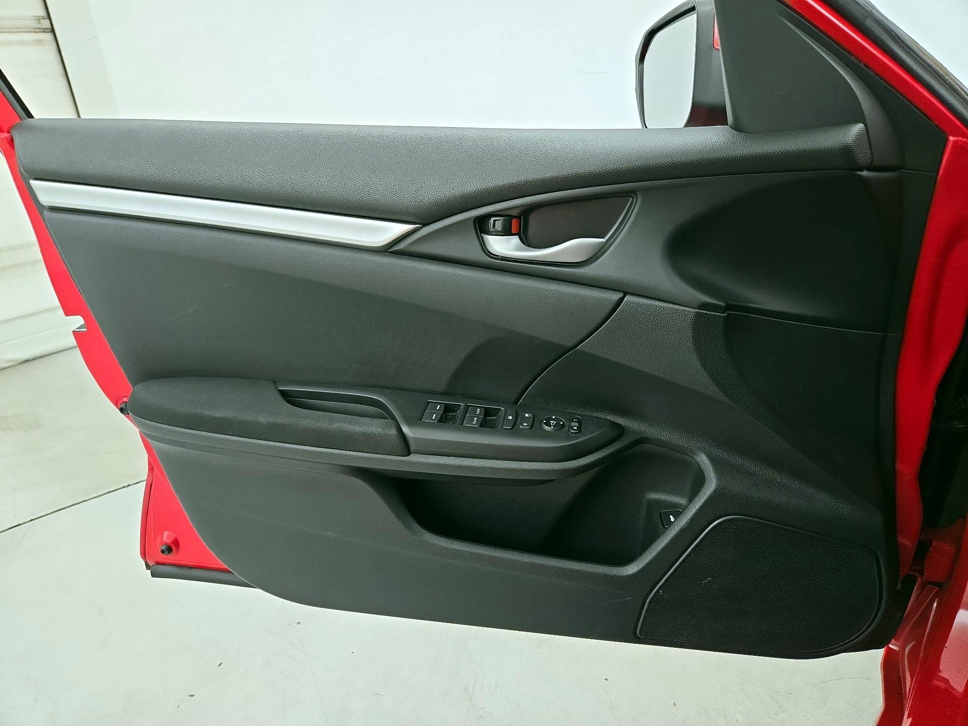 Thumbnail: 2019 Honda Civic - 12
