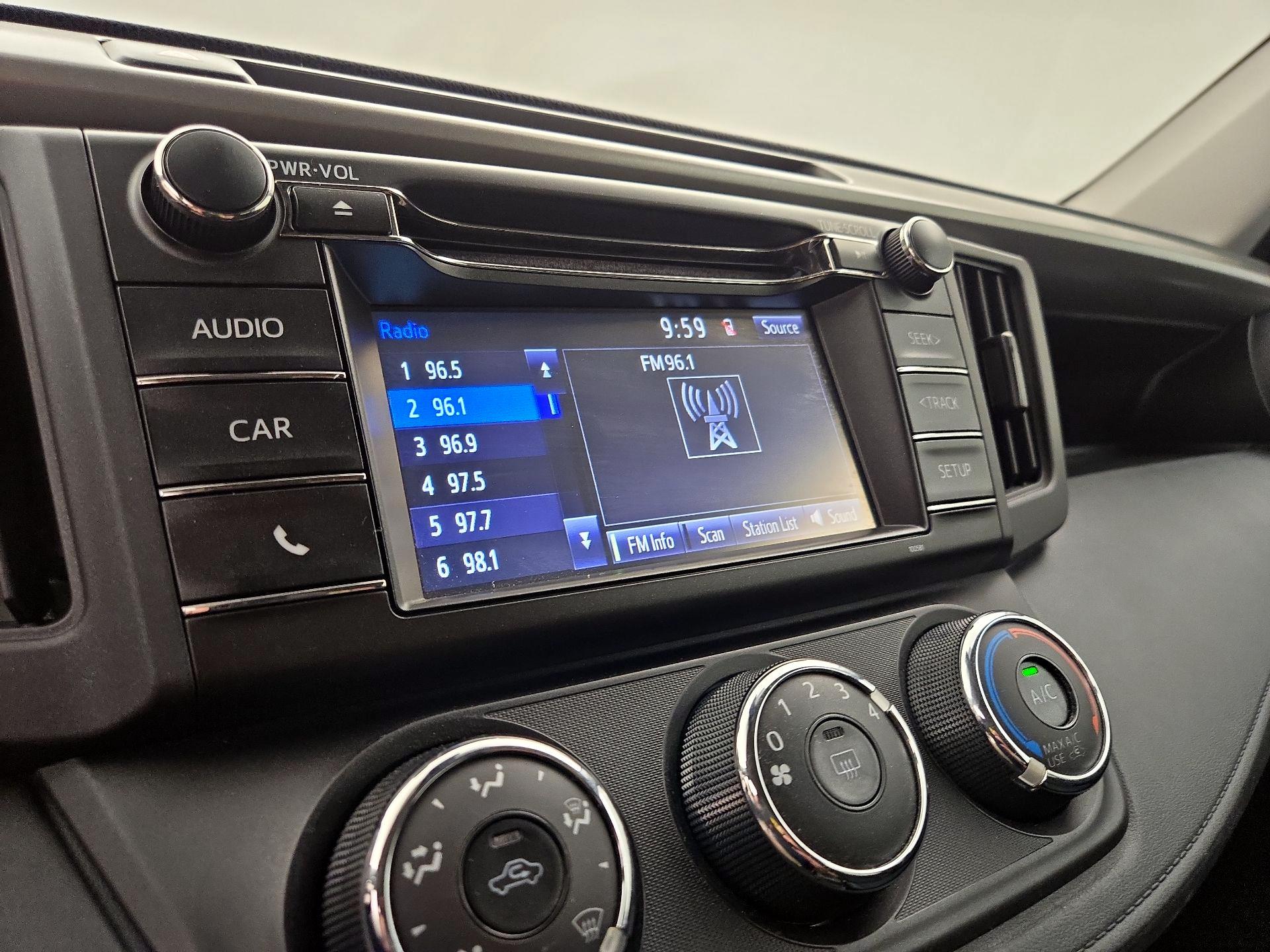 Thumbnail: 2017 Toyota RAV4 - 15