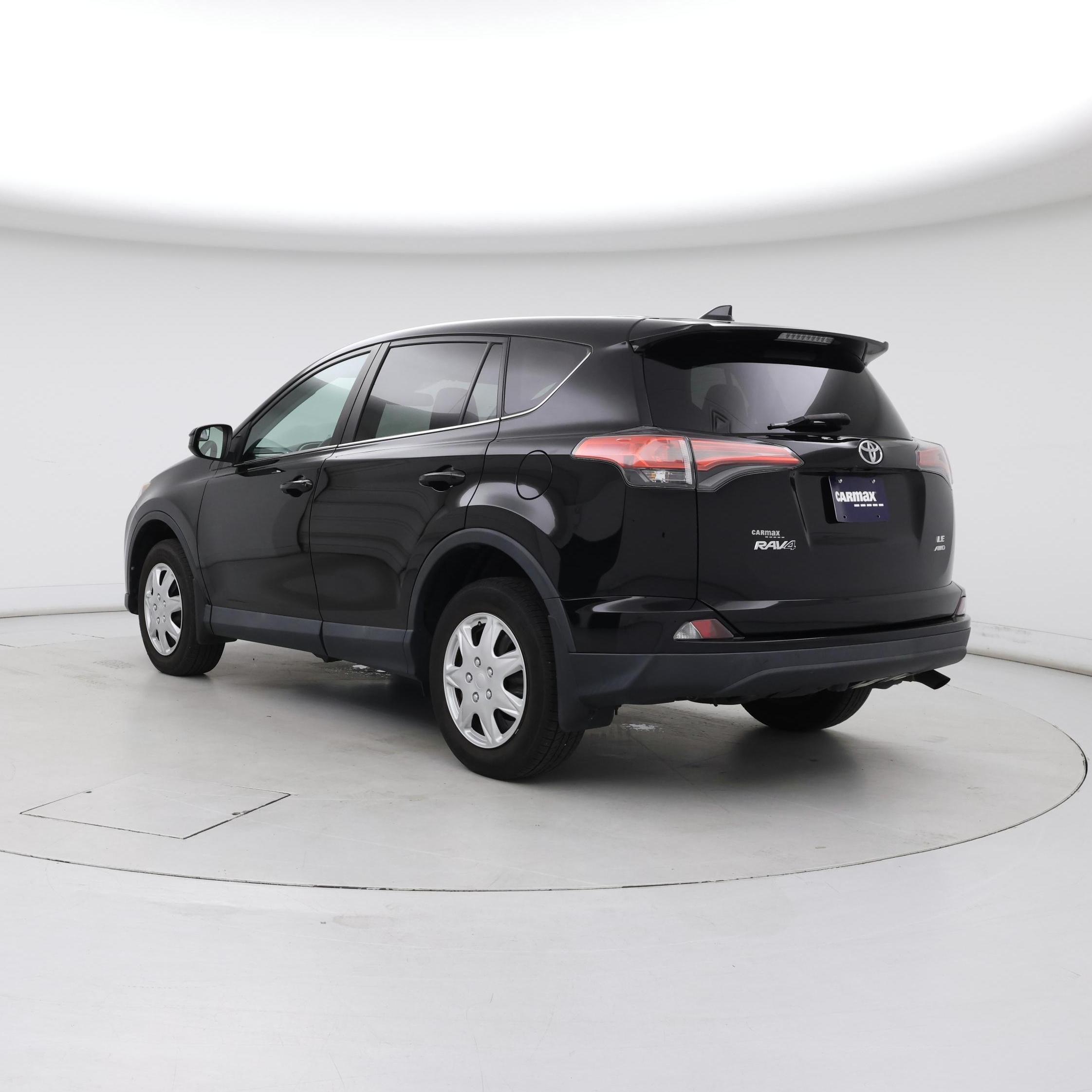 Thumbnail: 2017 Toyota RAV4 - 2