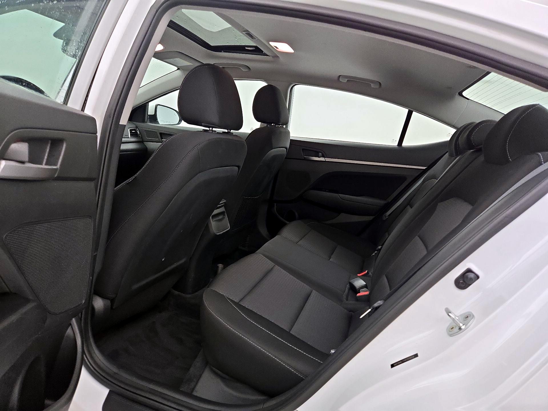 Thumbnail: 2017 Hyundai Elantra - 20