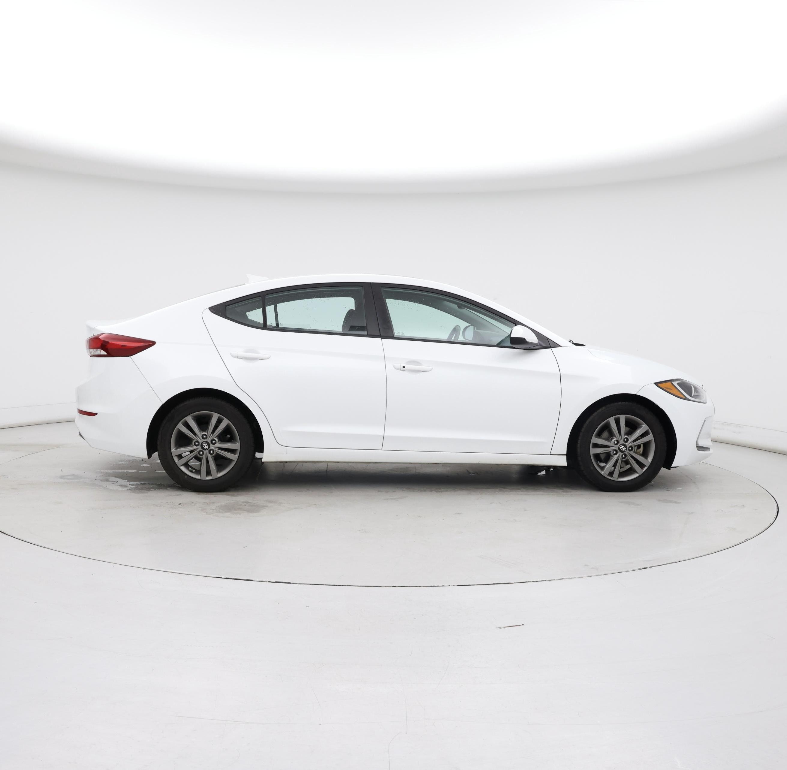 Thumbnail: 2017 Hyundai Elantra - 7