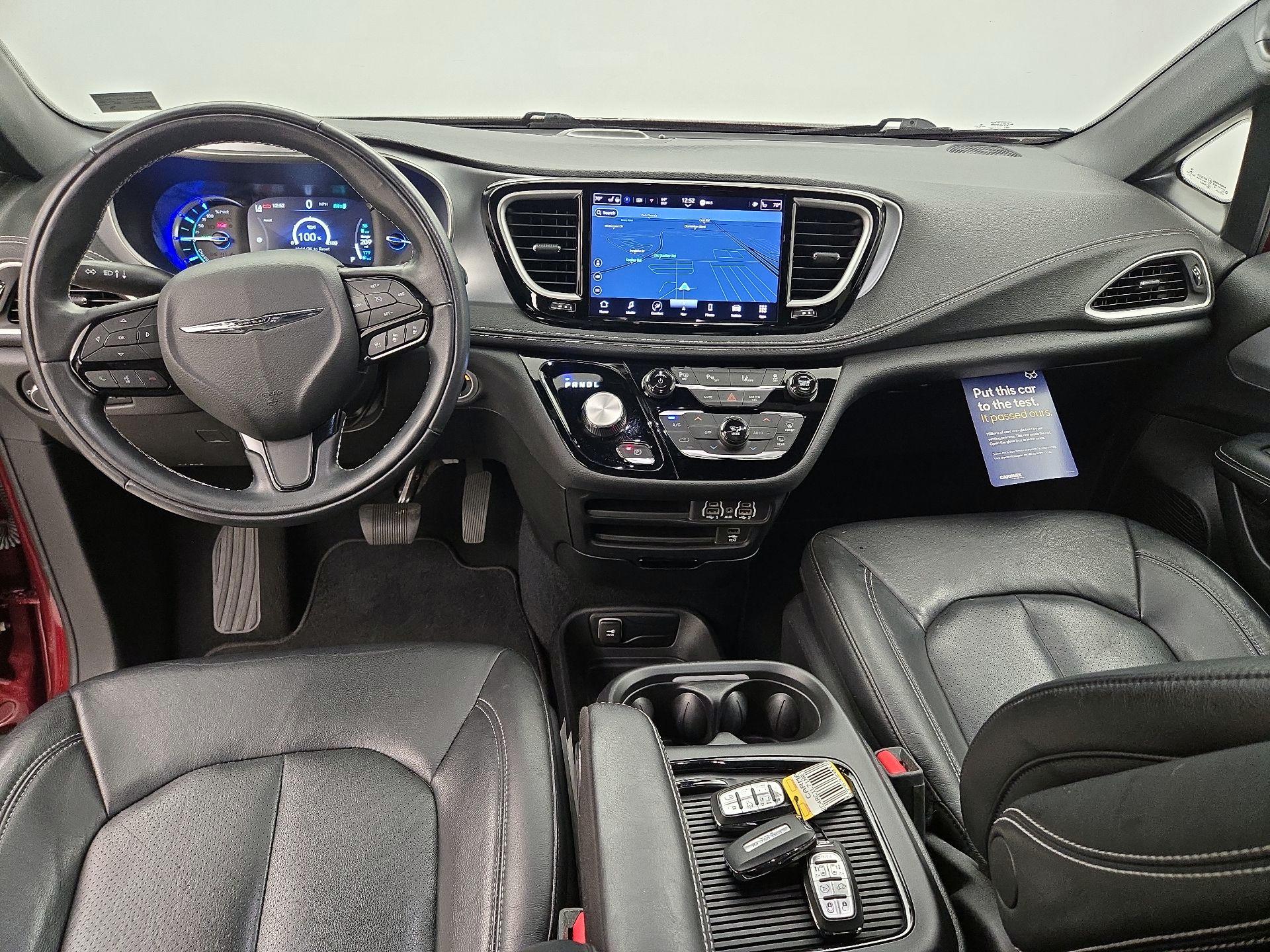 Thumbnail: 2022 Chrysler Pacifica - 9