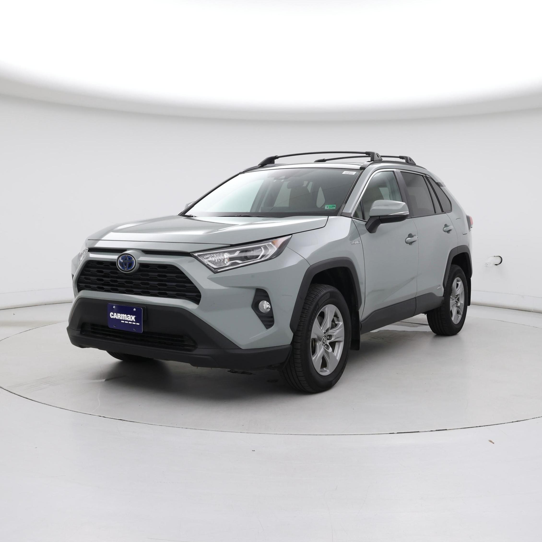 Thumbnail: 2021 Toyota RAV4 - 4