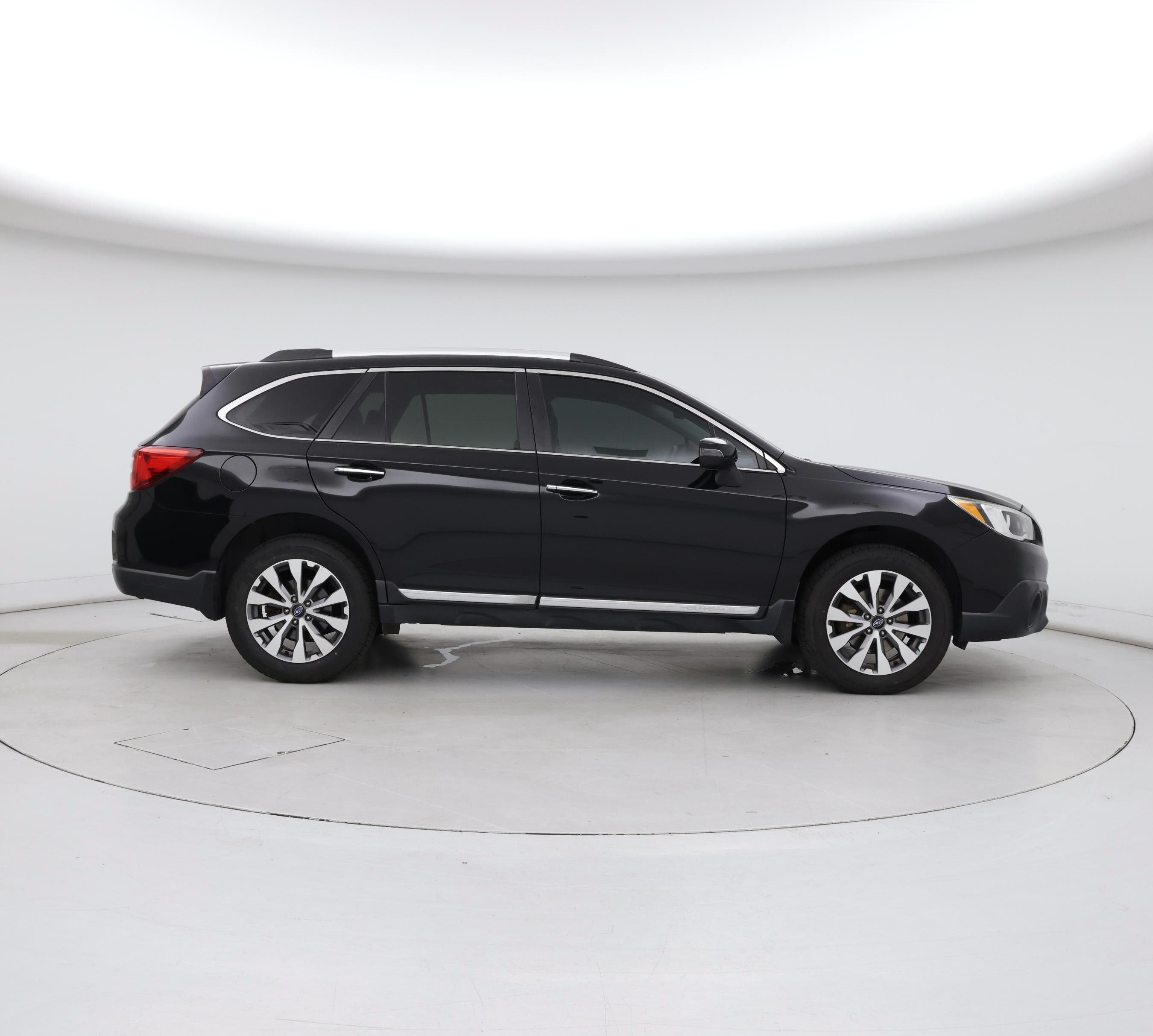 Thumbnail: 2017 Subaru Outback - 7