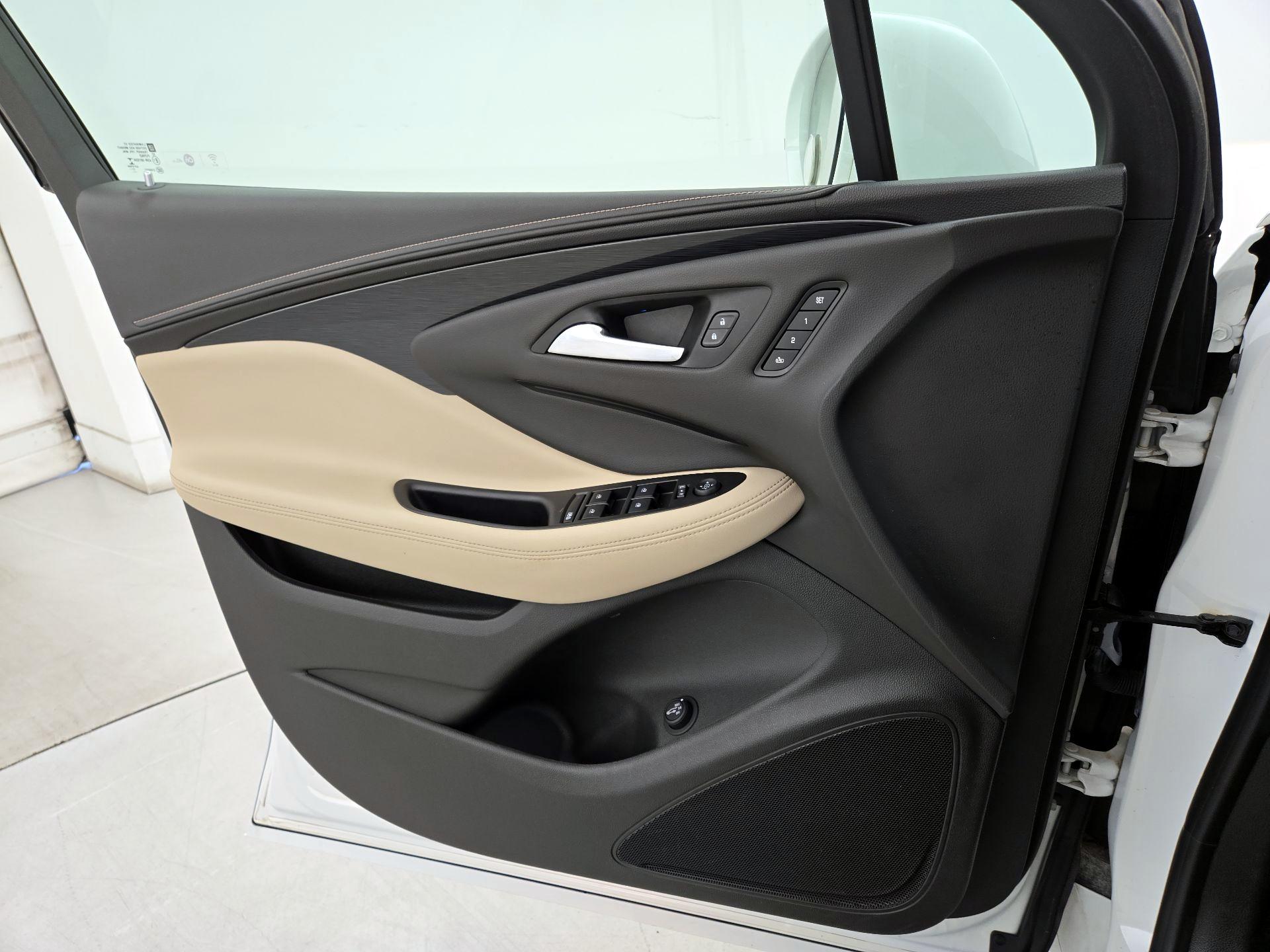 Thumbnail: 2018 Buick Envision - 12