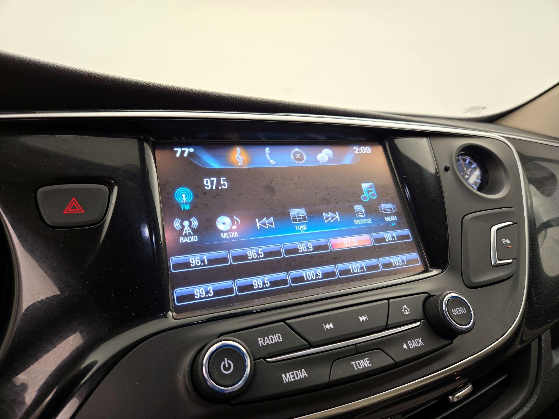Thumbnail: 2018 Buick Envision - 15