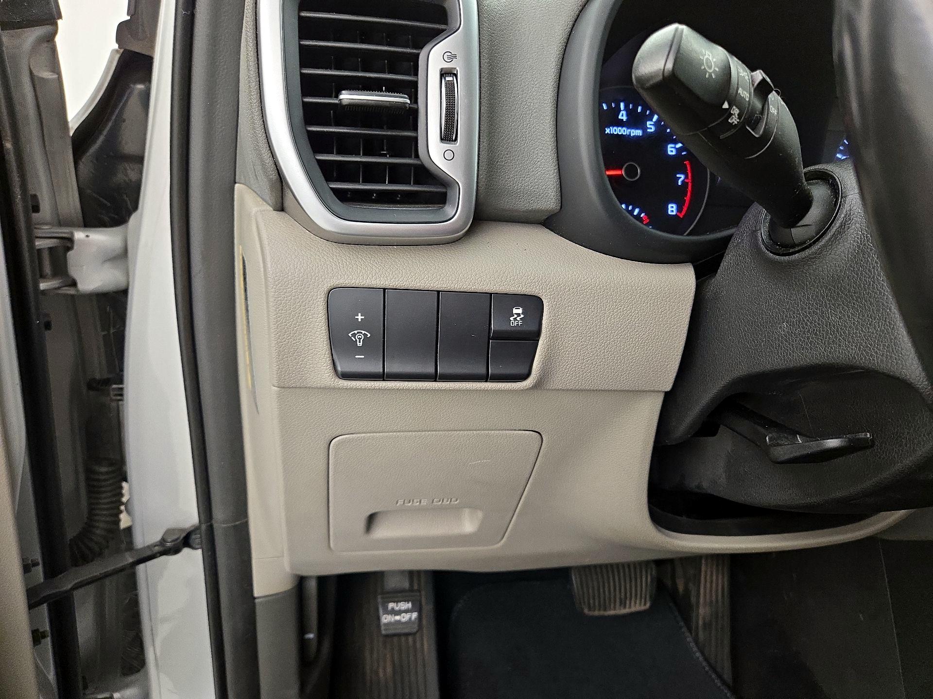 Thumbnail: 2017 Kia Sportage - 13