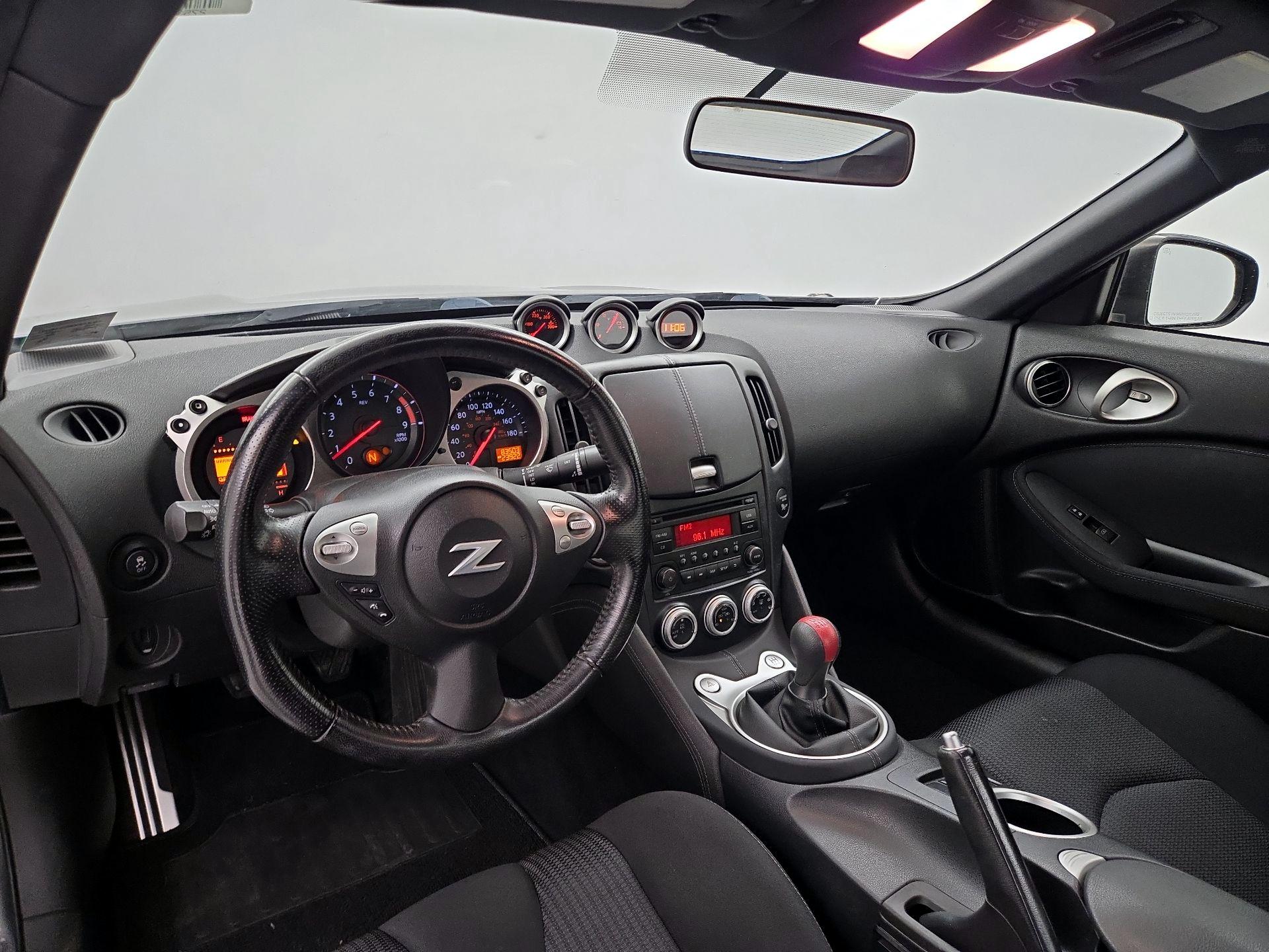 Thumbnail: 2016 Nissan Z - 9