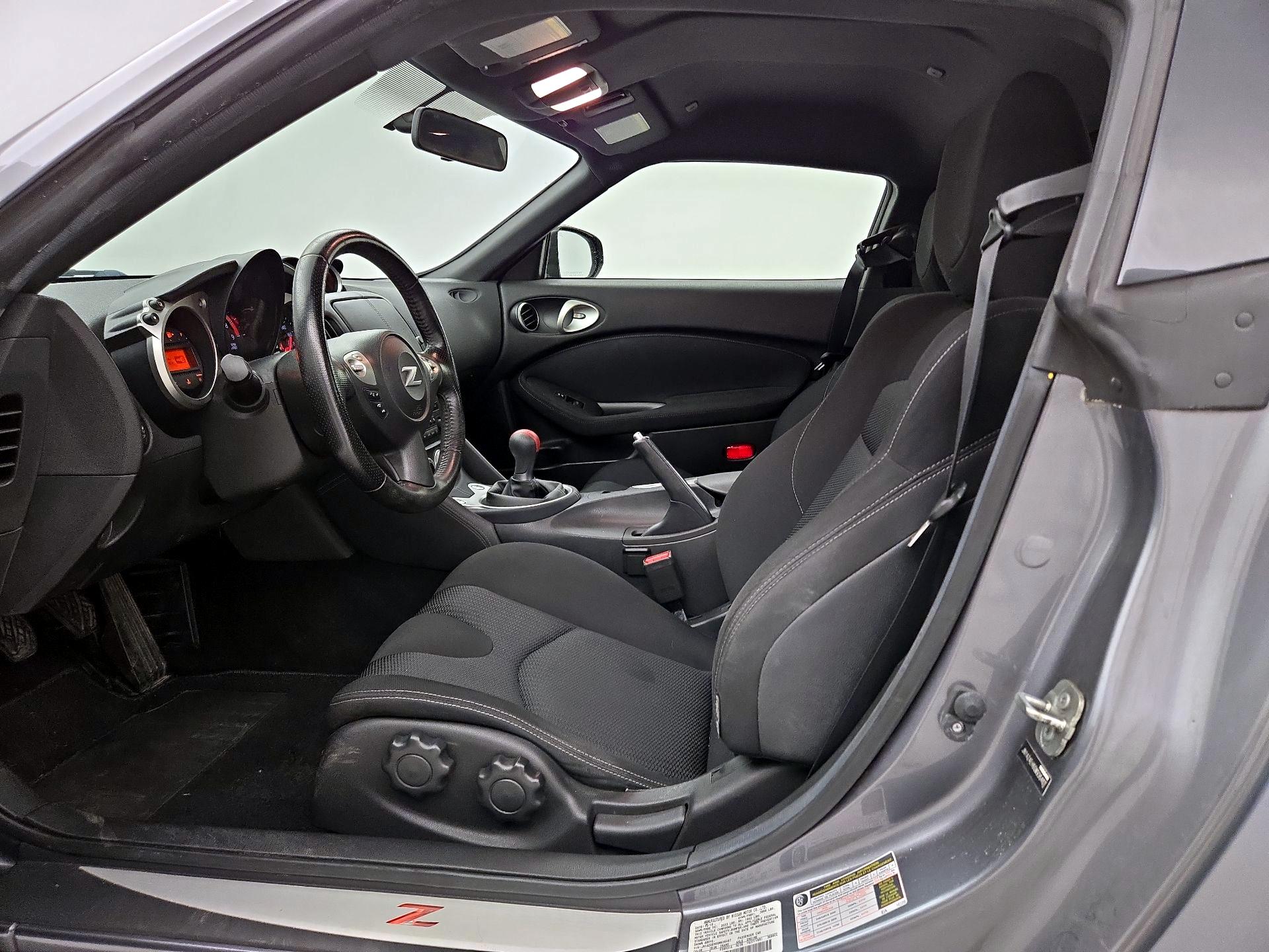 Thumbnail: 2016 Nissan Z - 11