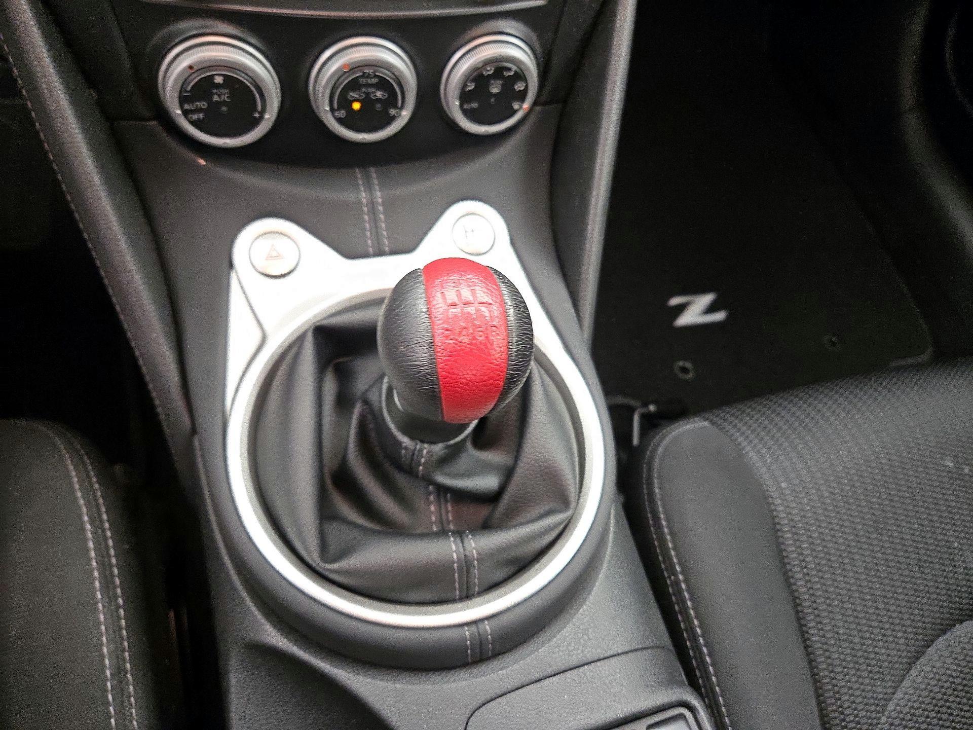 Thumbnail: 2016 Nissan Z - 16