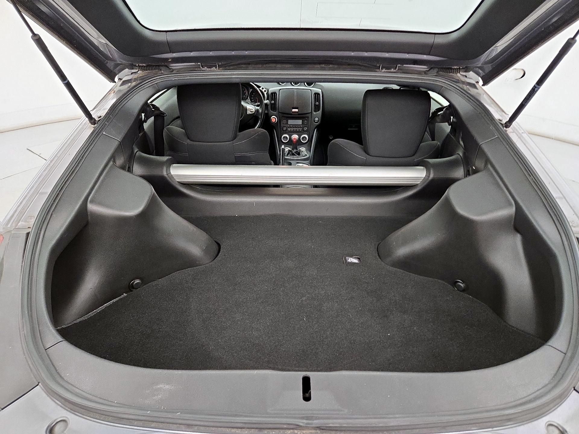 Thumbnail: 2016 Nissan Z - 18