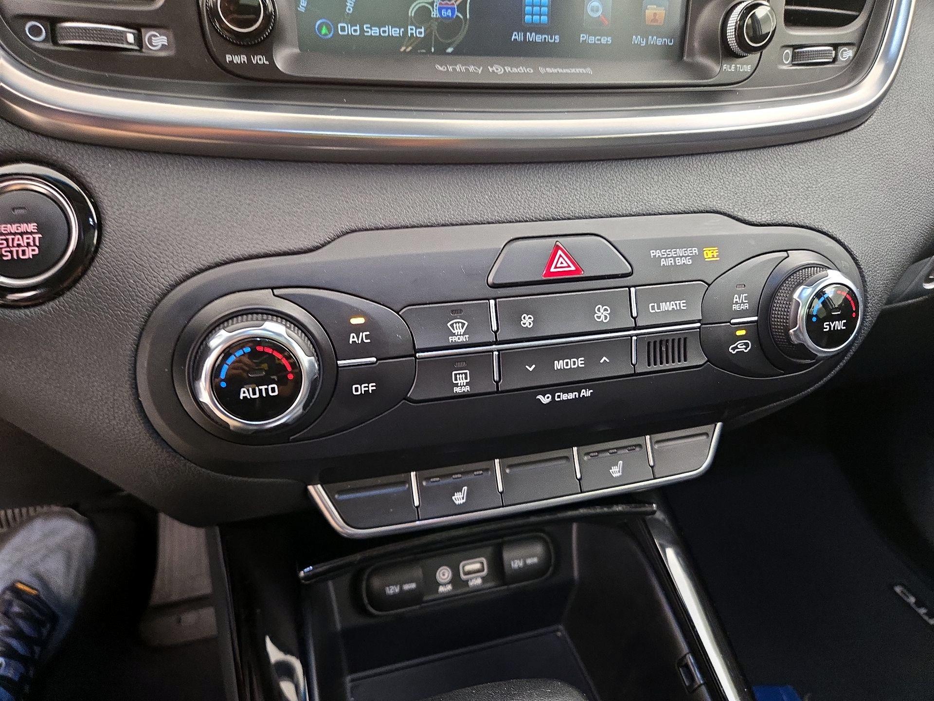 Thumbnail: 2017 Kia Sorento - 17
