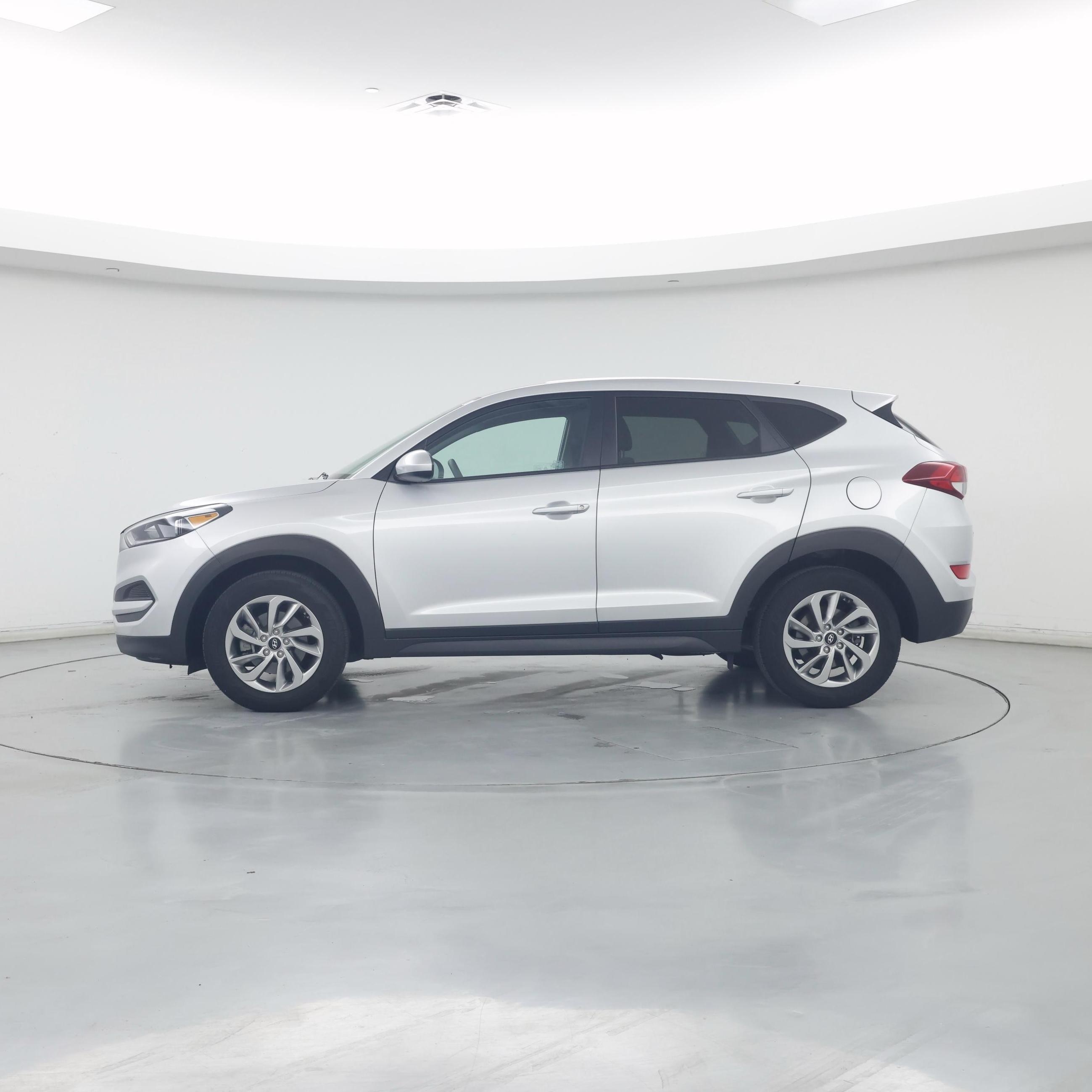 Thumbnail: 2018 Hyundai Tucson - 3