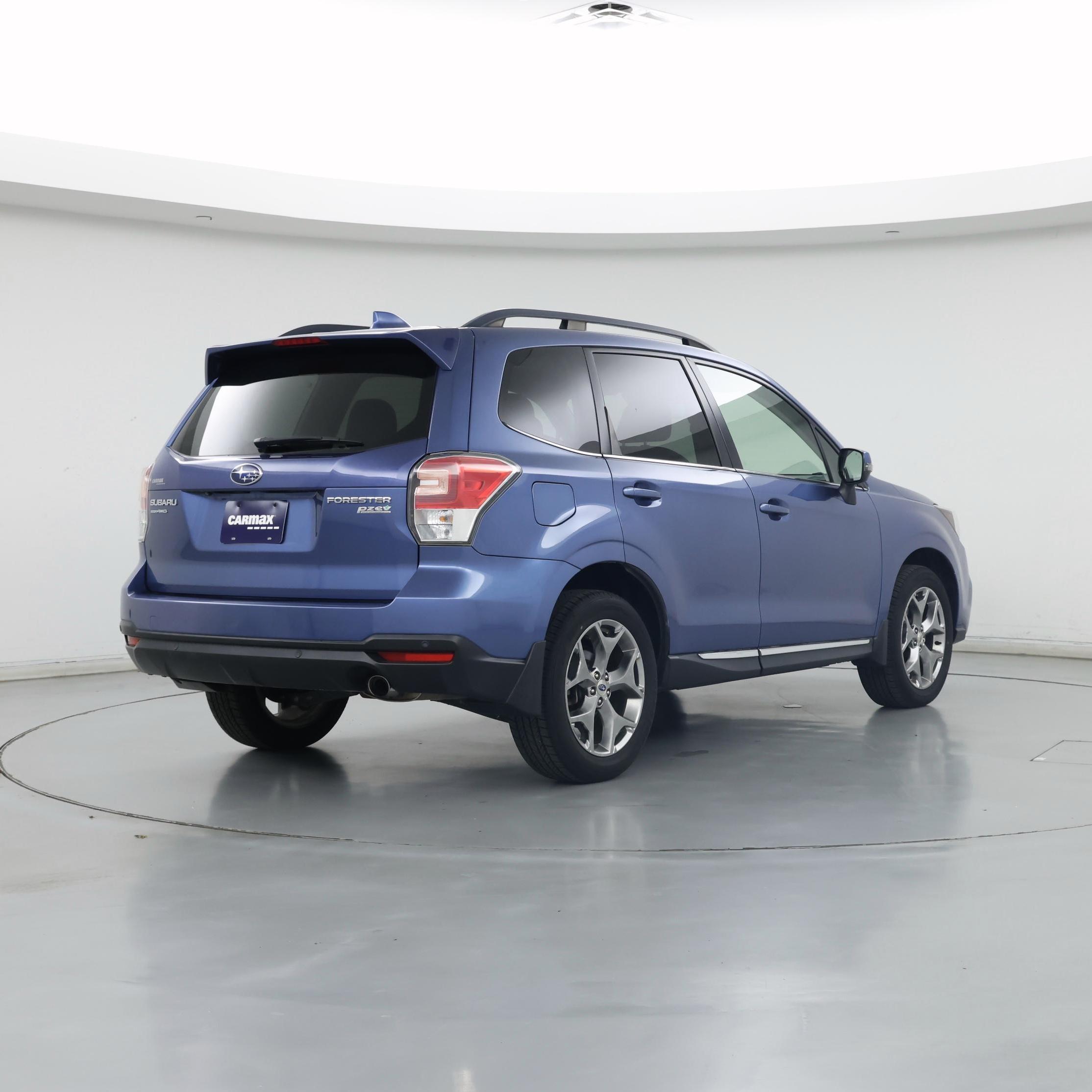 Thumbnail: 2017 Subaru Forester - 8